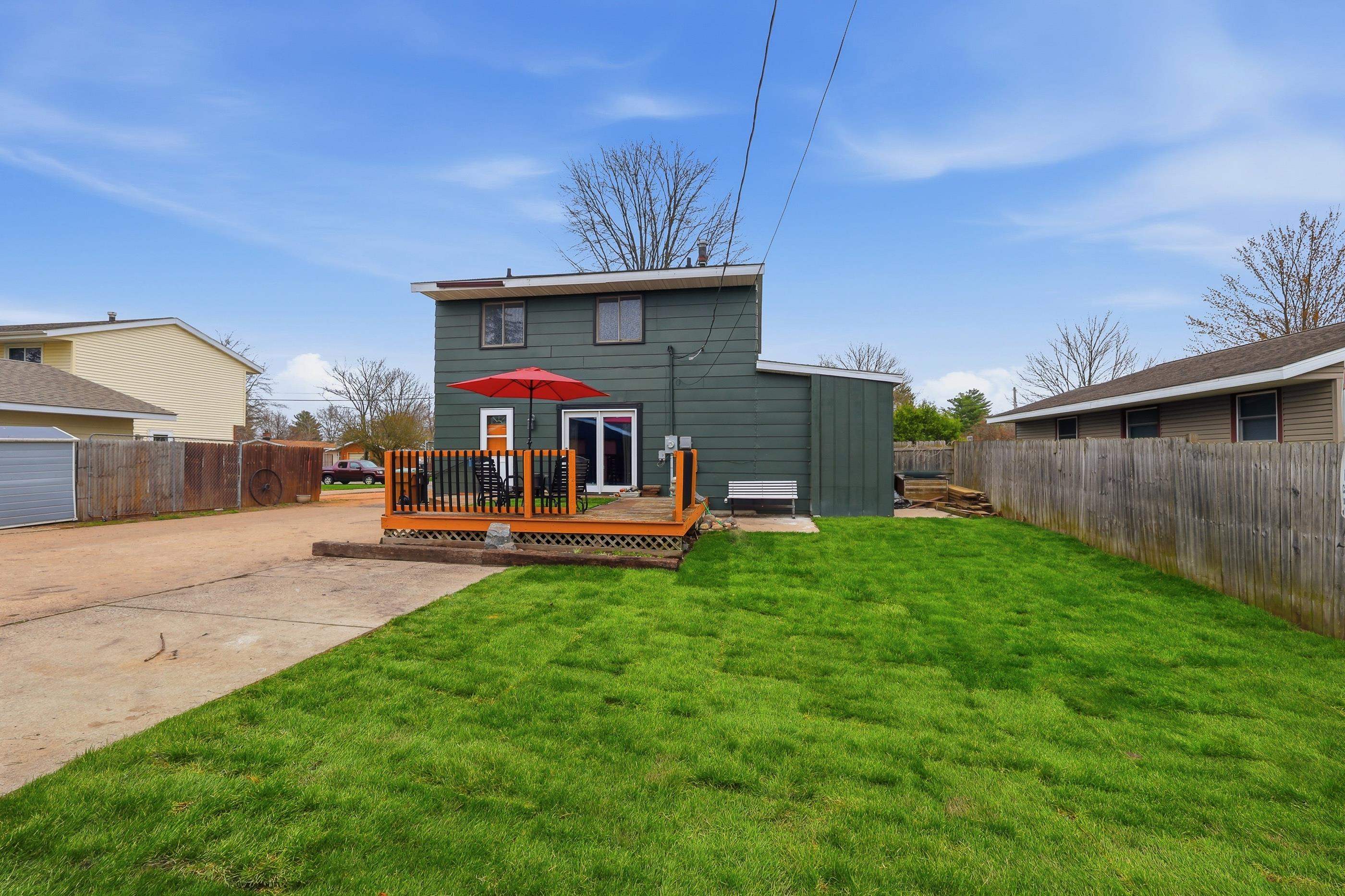 2924 LINDBERGH AVENUE, Stevens Point, Wisconsin 54481, 4 Bedrooms Bedrooms, ,2 BathroomsBathrooms,Residential,For Sale,2924 LINDBERGH AVENUE,22601048
