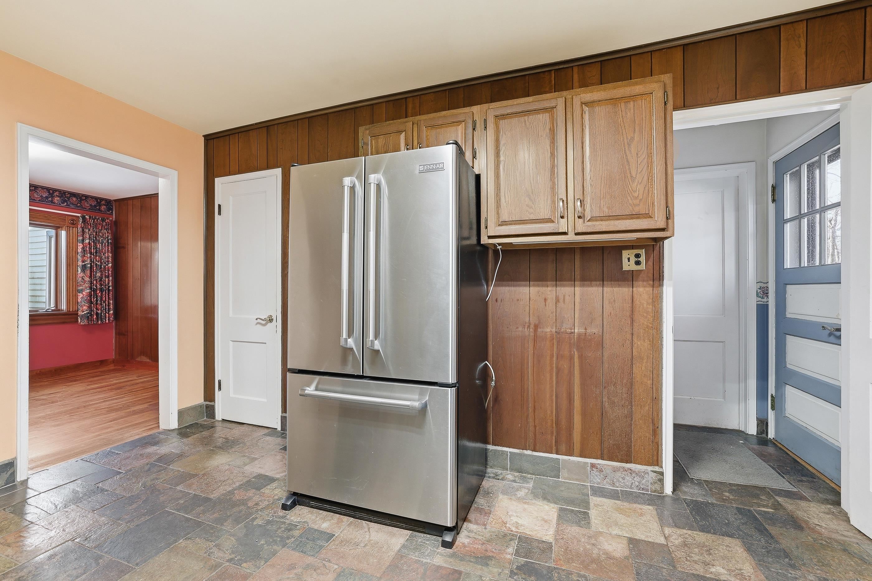 908 GREEN AVENUE, Stevens Point, Wisconsin 54481, 3 Bedrooms Bedrooms, ,1 BathroomBathrooms,Residential,For Sale,908 GREEN AVENUE,22601049
