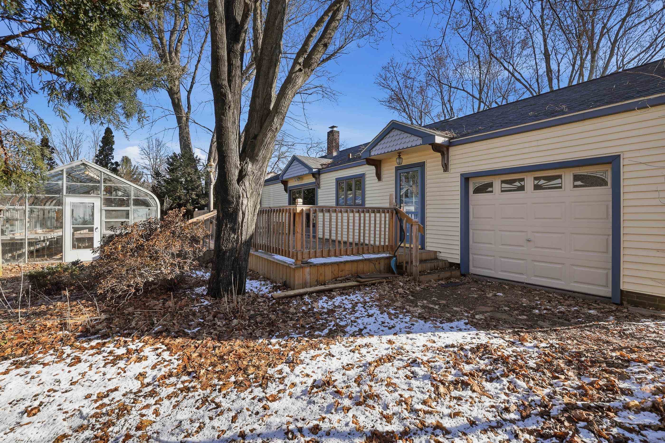 908 GREEN AVENUE, Stevens Point, Wisconsin 54481, 3 Bedrooms Bedrooms, ,1 BathroomBathrooms,Residential,For Sale,908 GREEN AVENUE,22601049