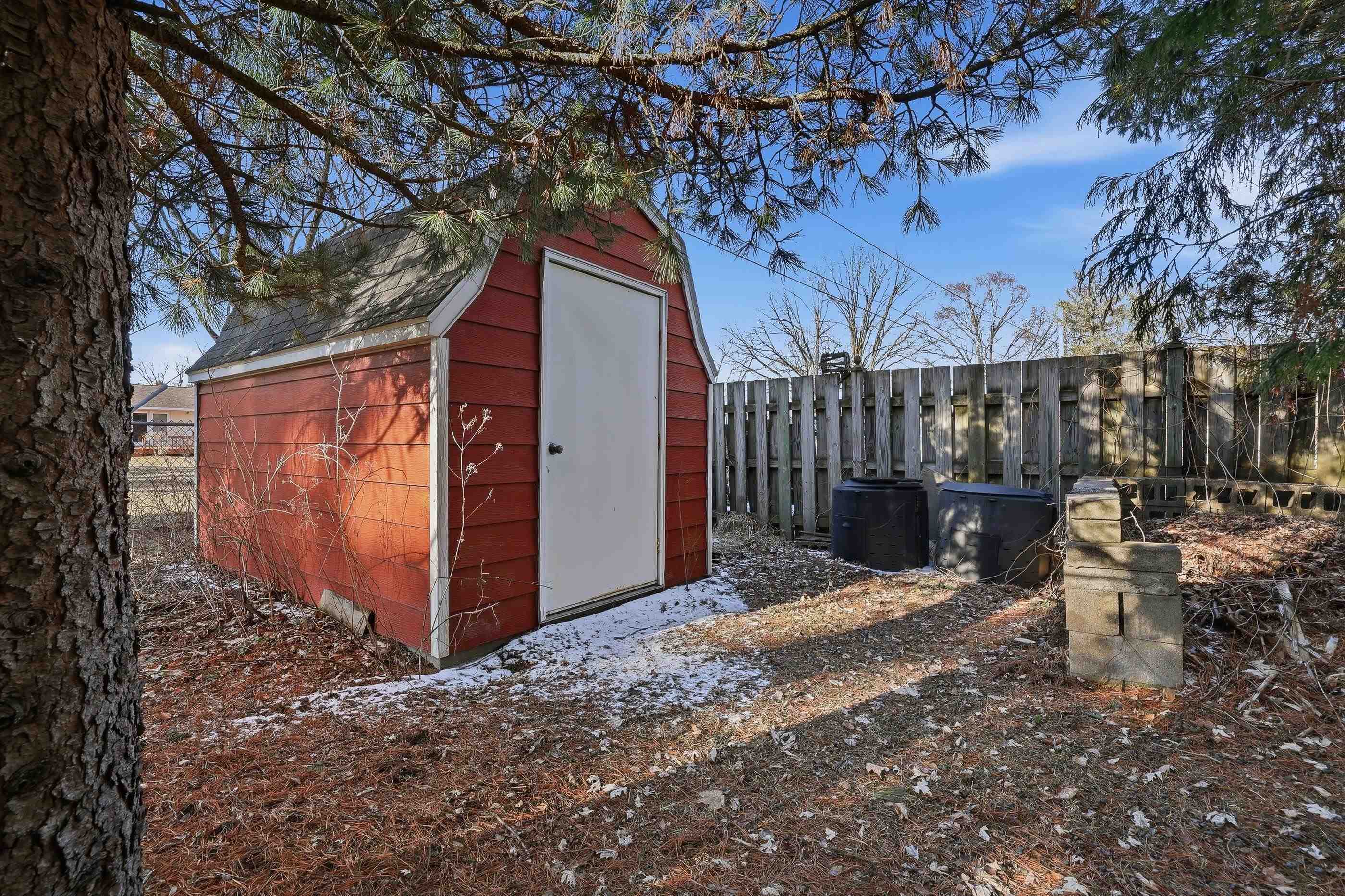 908 GREEN AVENUE, Stevens Point, Wisconsin 54481, 3 Bedrooms Bedrooms, ,1 BathroomBathrooms,Residential,For Sale,908 GREEN AVENUE,22601049