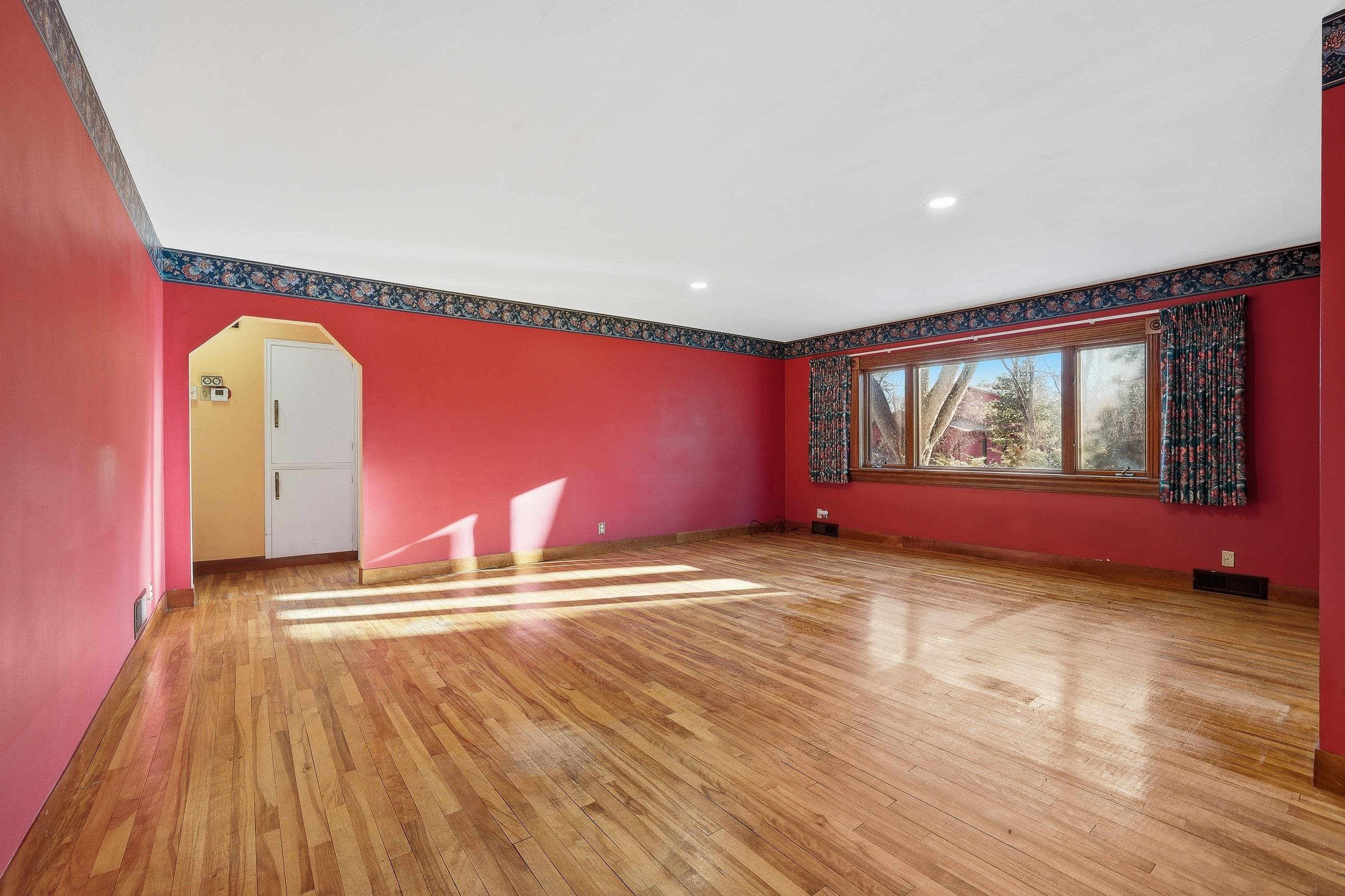908 GREEN AVENUE, Stevens Point, Wisconsin 54481, 3 Bedrooms Bedrooms, ,1 BathroomBathrooms,Residential,For Sale,908 GREEN AVENUE,22601049