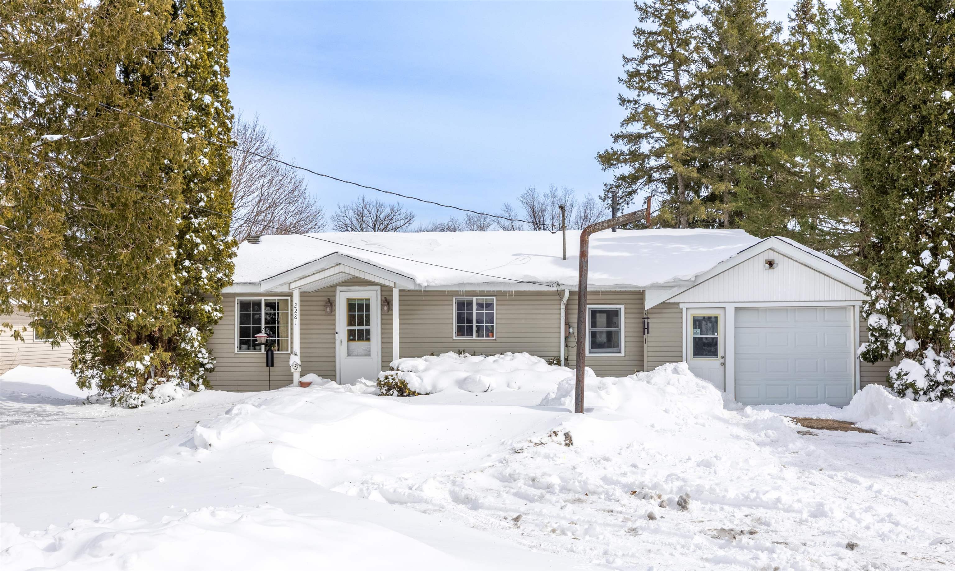 2281 S 5TH STREET, Wisconsin Rapids, Wisconsin 54494, 2 Bedrooms Bedrooms, ,1 BathroomBathrooms,Residential,For Sale,2281 S 5TH STREET,22601050