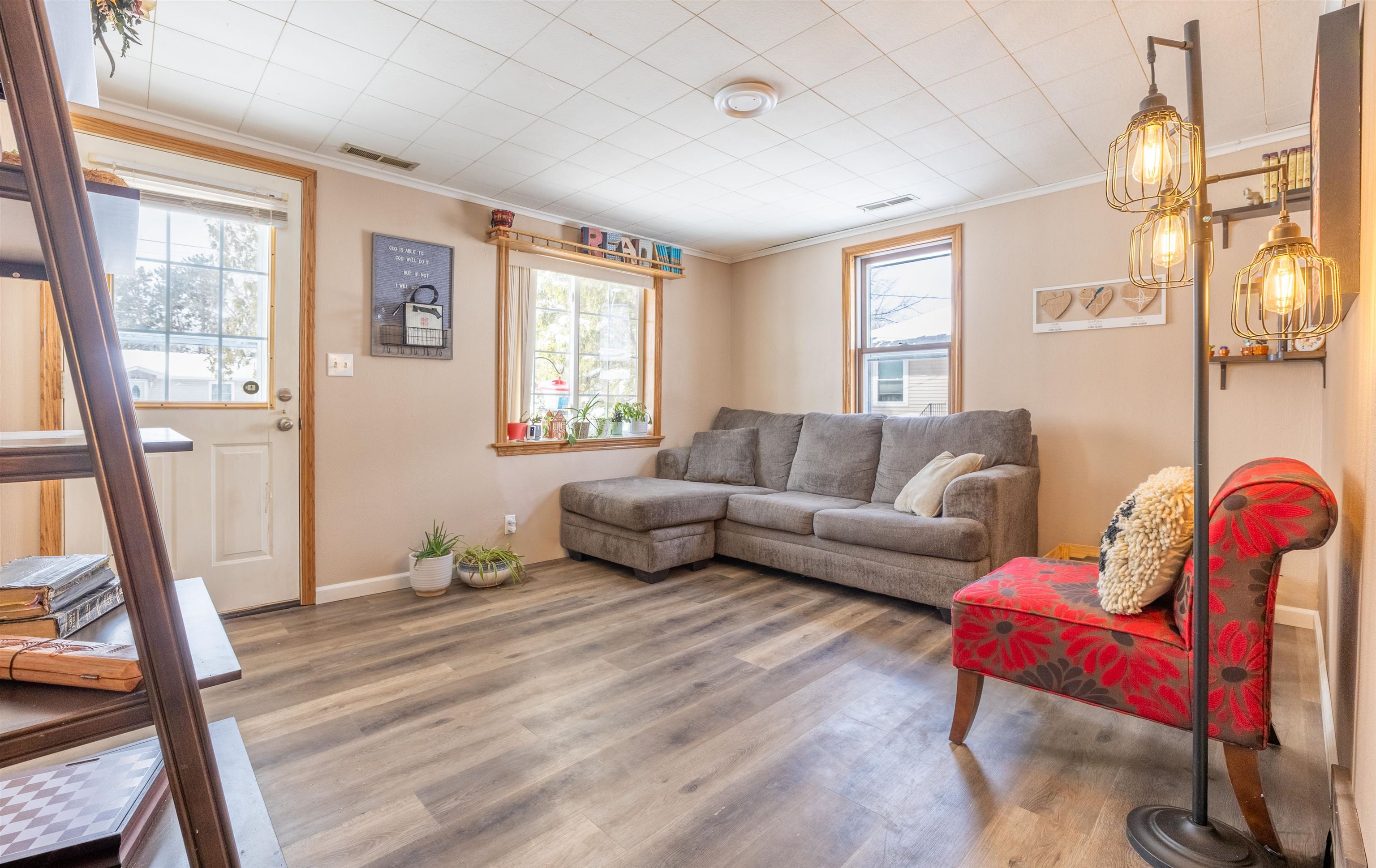 2281 S 5TH STREET, Wisconsin Rapids, Wisconsin 54494, 2 Bedrooms Bedrooms, ,1 BathroomBathrooms,Residential,For Sale,2281 S 5TH STREET,22601050