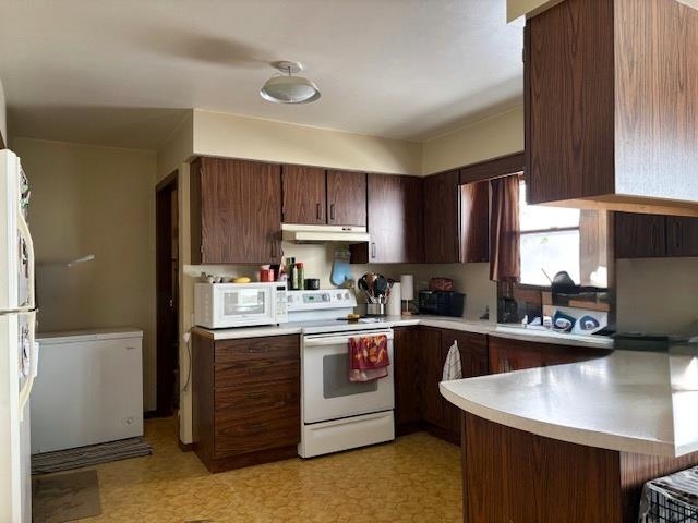 1811-1813 E EMERALD STREET, Marshfield, Wisconsin 54449, 2 Bedrooms Bedrooms, 5 Rooms Rooms,1 BathroomBathrooms,Multi-family,For Sale,1811-1813 E EMERALD STREET,22601061