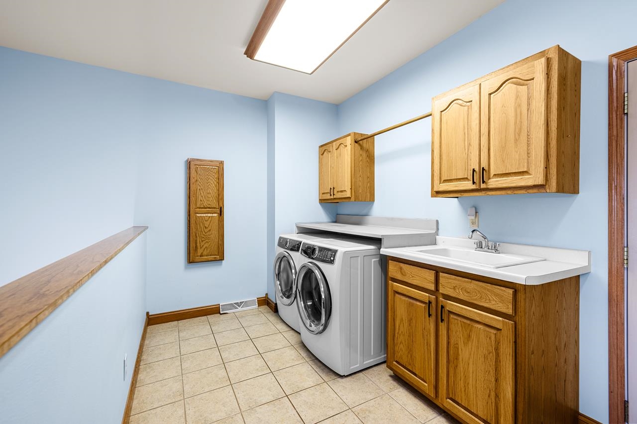N881 RED TAIL LANE, Merrill, Wisconsin 54452, 4 Bedrooms Bedrooms, ,3 BathroomsBathrooms,Residential,For Sale,N881 RED TAIL LANE,22601062