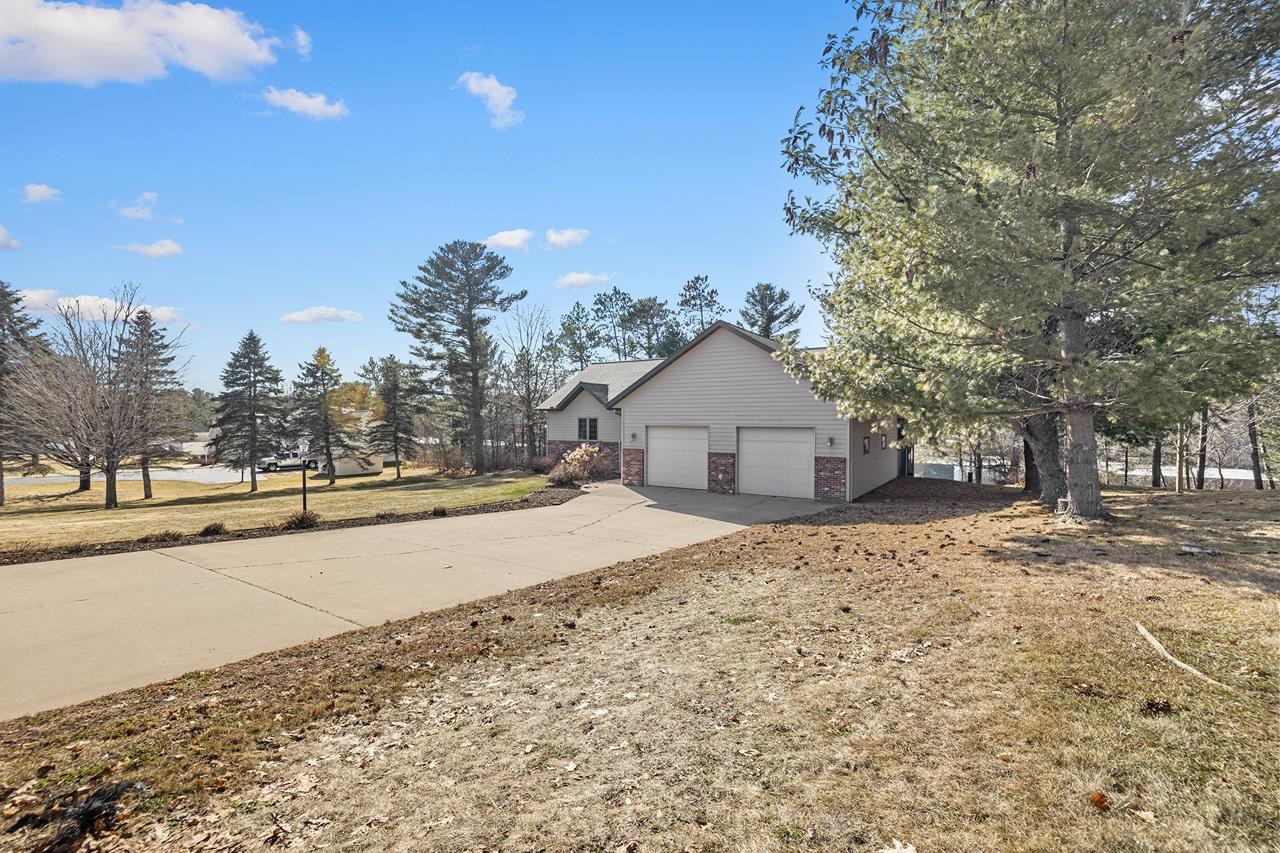 N881 RED TAIL LANE, Merrill, Wisconsin 54452, 4 Bedrooms Bedrooms, ,3 BathroomsBathrooms,Residential,For Sale,N881 RED TAIL LANE,22601062