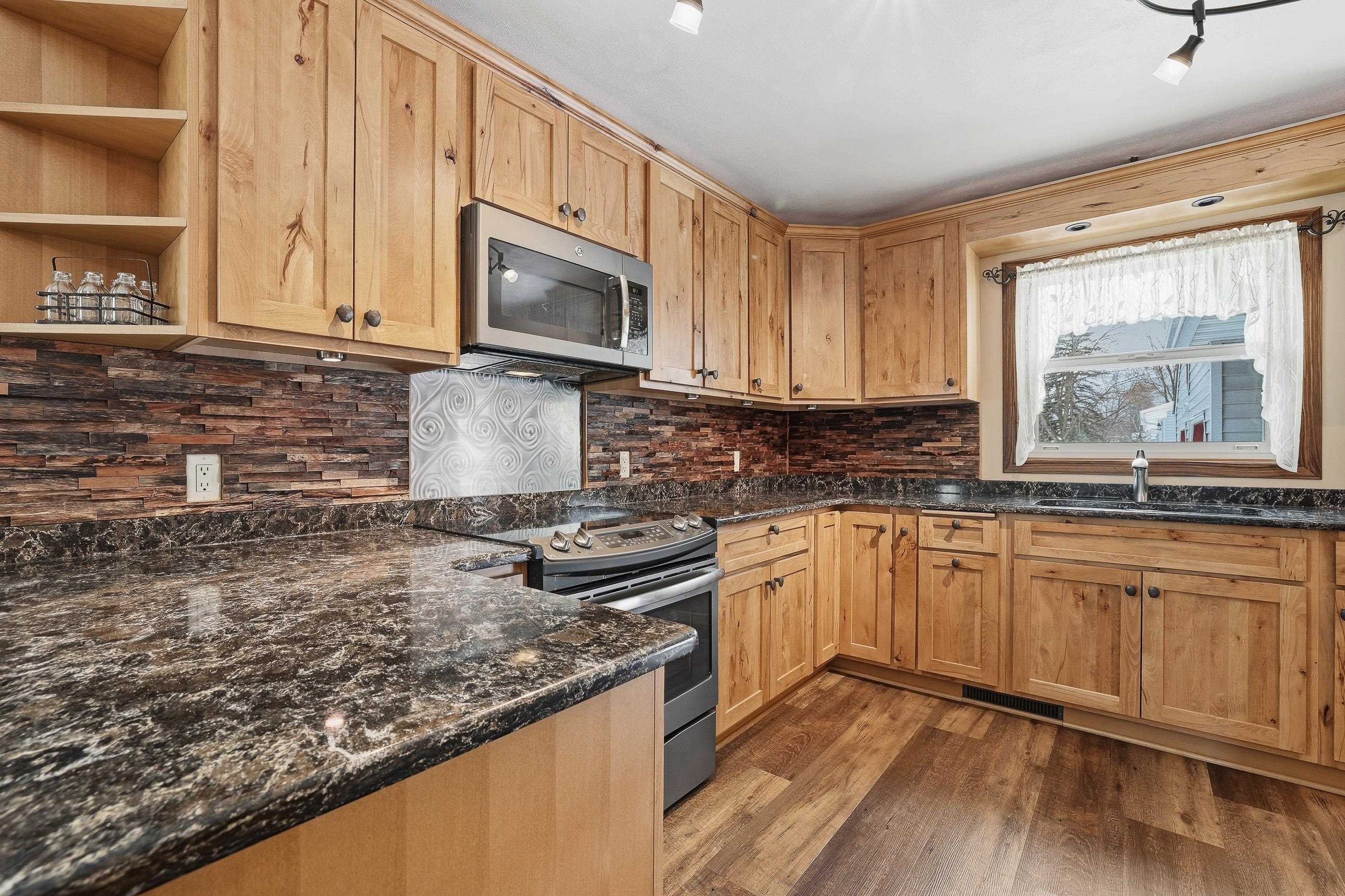 2900 DIXON STREET, Stevens Point, Wisconsin 54481, 3 Bedrooms Bedrooms, ,2 BathroomsBathrooms,Residential,For Sale,2900 DIXON STREET,22601067