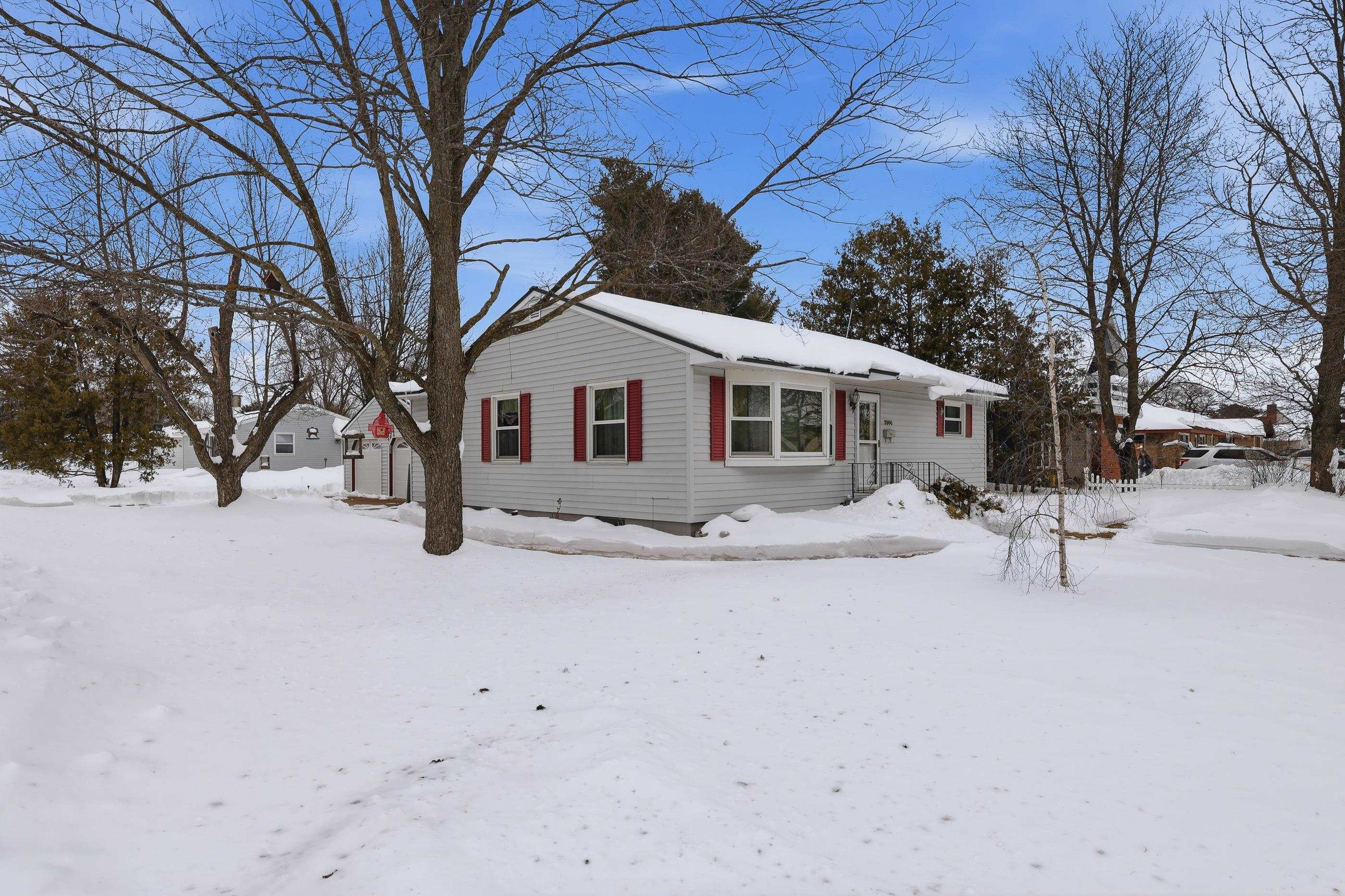 2900 DIXON STREET, Stevens Point, Wisconsin 54481, 3 Bedrooms Bedrooms, ,2 BathroomsBathrooms,Residential,For Sale,2900 DIXON STREET,22601067