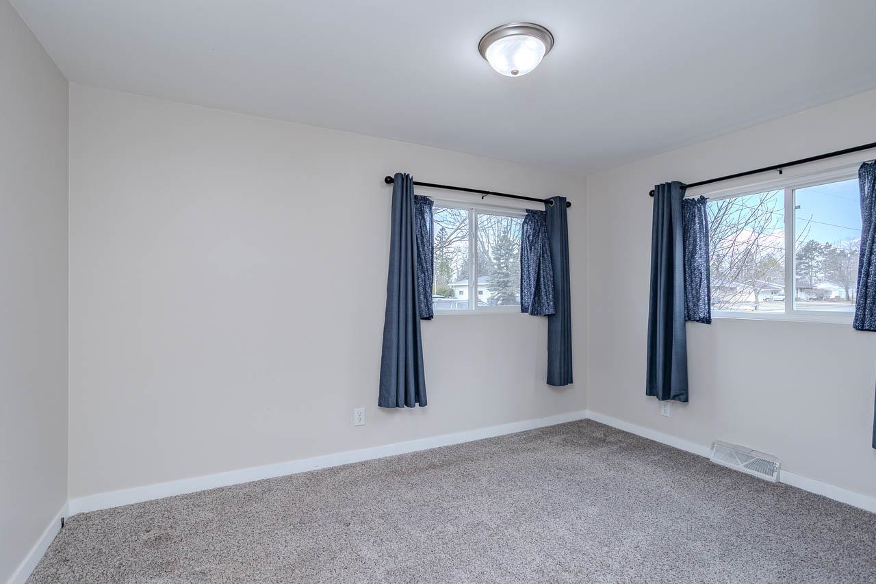5805 PINE PARK STREET, Weston, Wisconsin 54476, 3 Bedrooms Bedrooms, ,1 BathroomBathrooms,Residential,For Sale,5805 PINE PARK STREET,22601077
