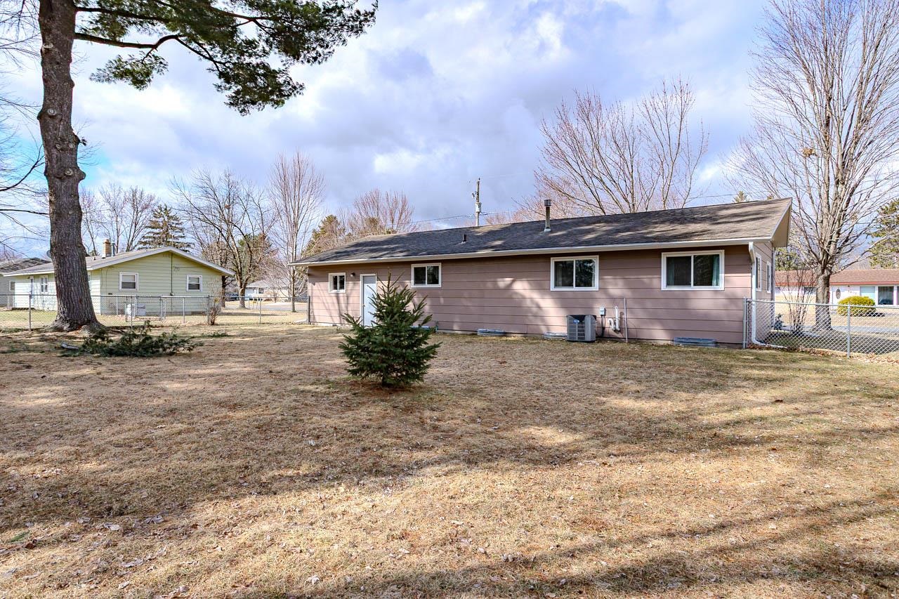 5805 PINE PARK STREET, Weston, Wisconsin 54476, 3 Bedrooms Bedrooms, ,1 BathroomBathrooms,Residential,For Sale,5805 PINE PARK STREET,22601077