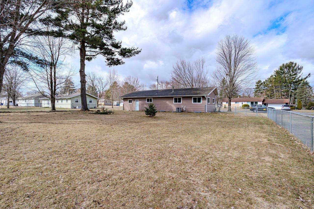 5805 PINE PARK STREET, Weston, Wisconsin 54476, 3 Bedrooms Bedrooms, ,1 BathroomBathrooms,Residential,For Sale,5805 PINE PARK STREET,22601077