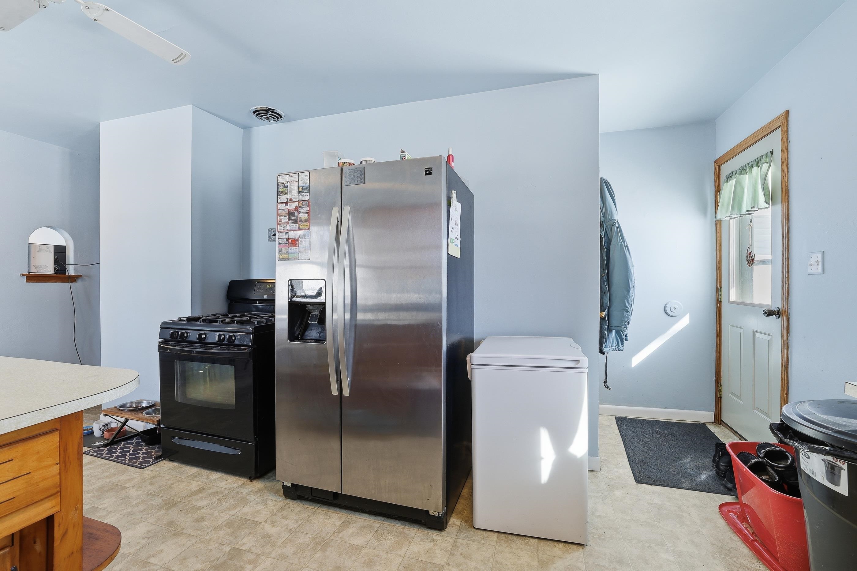 400 W MAIN STREET, Thorp, Wisconsin 54771, 3 Bedrooms Bedrooms, ,1 BathroomBathrooms,Residential,For Sale,400 W MAIN STREET,22601083