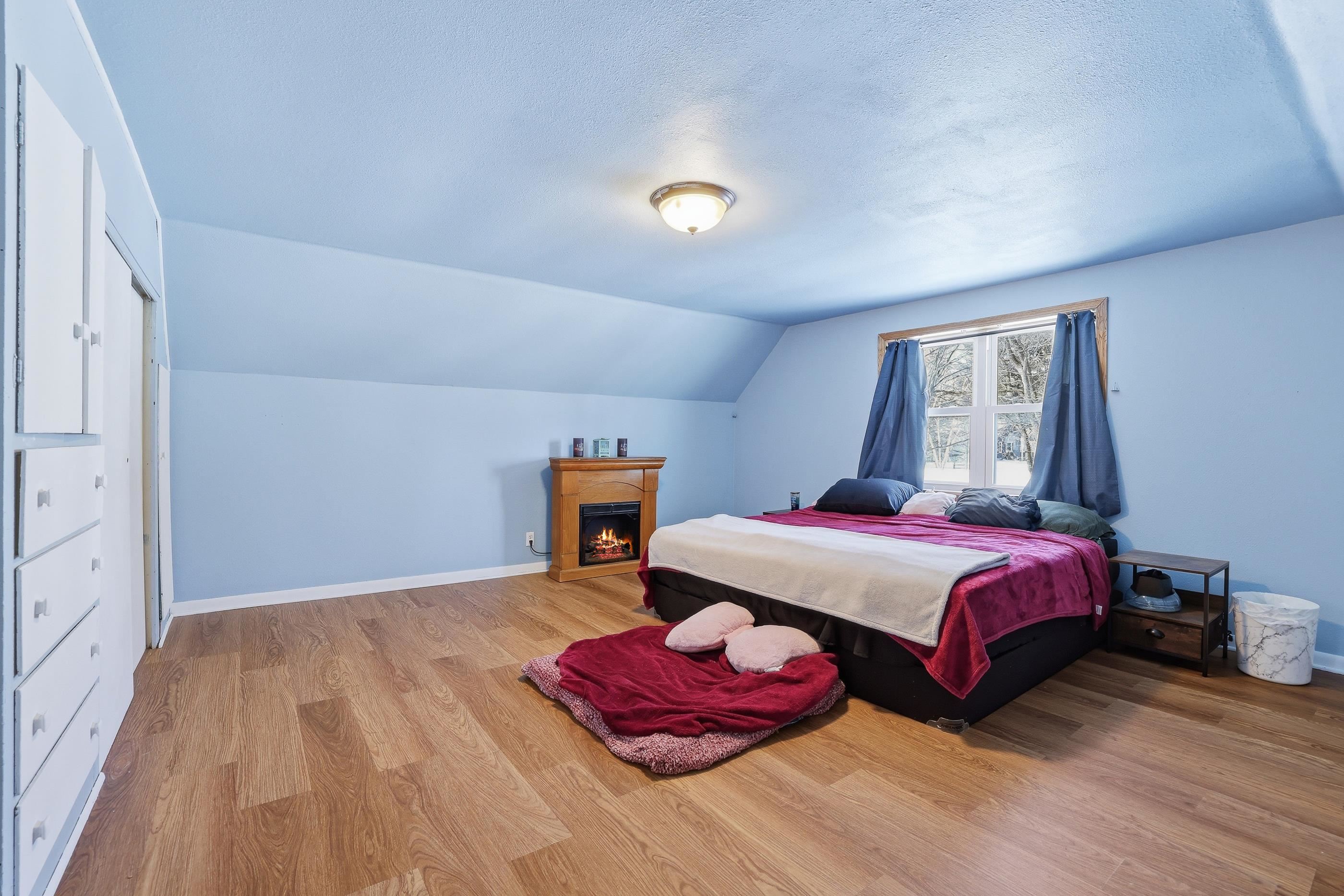 400 W MAIN STREET, Thorp, Wisconsin 54771, 3 Bedrooms Bedrooms, ,1 BathroomBathrooms,Residential,For Sale,400 W MAIN STREET,22601083