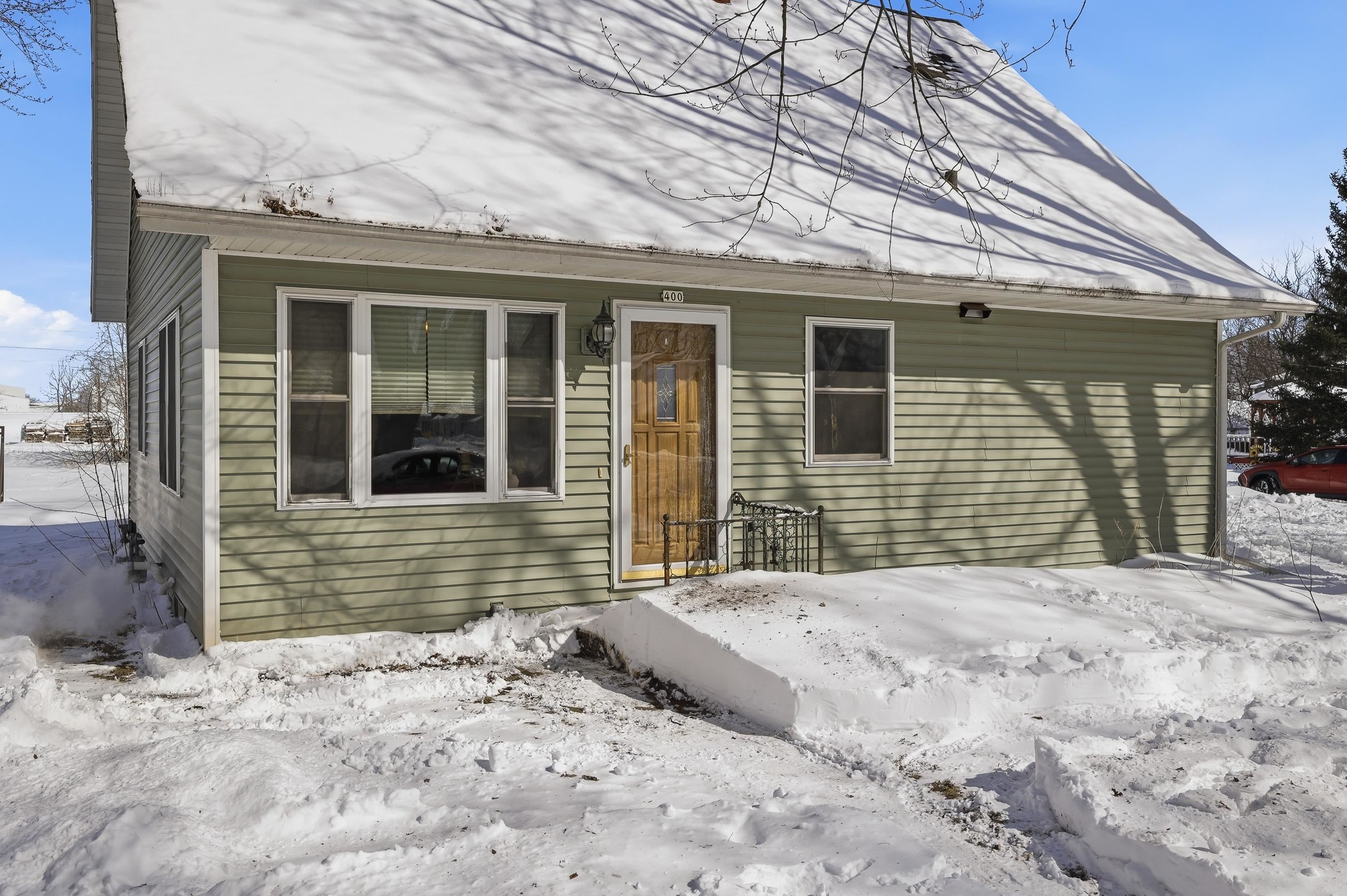 400 W MAIN STREET, Thorp, Wisconsin 54771, 3 Bedrooms Bedrooms, ,1 BathroomBathrooms,Residential,For Sale,400 W MAIN STREET,22601083