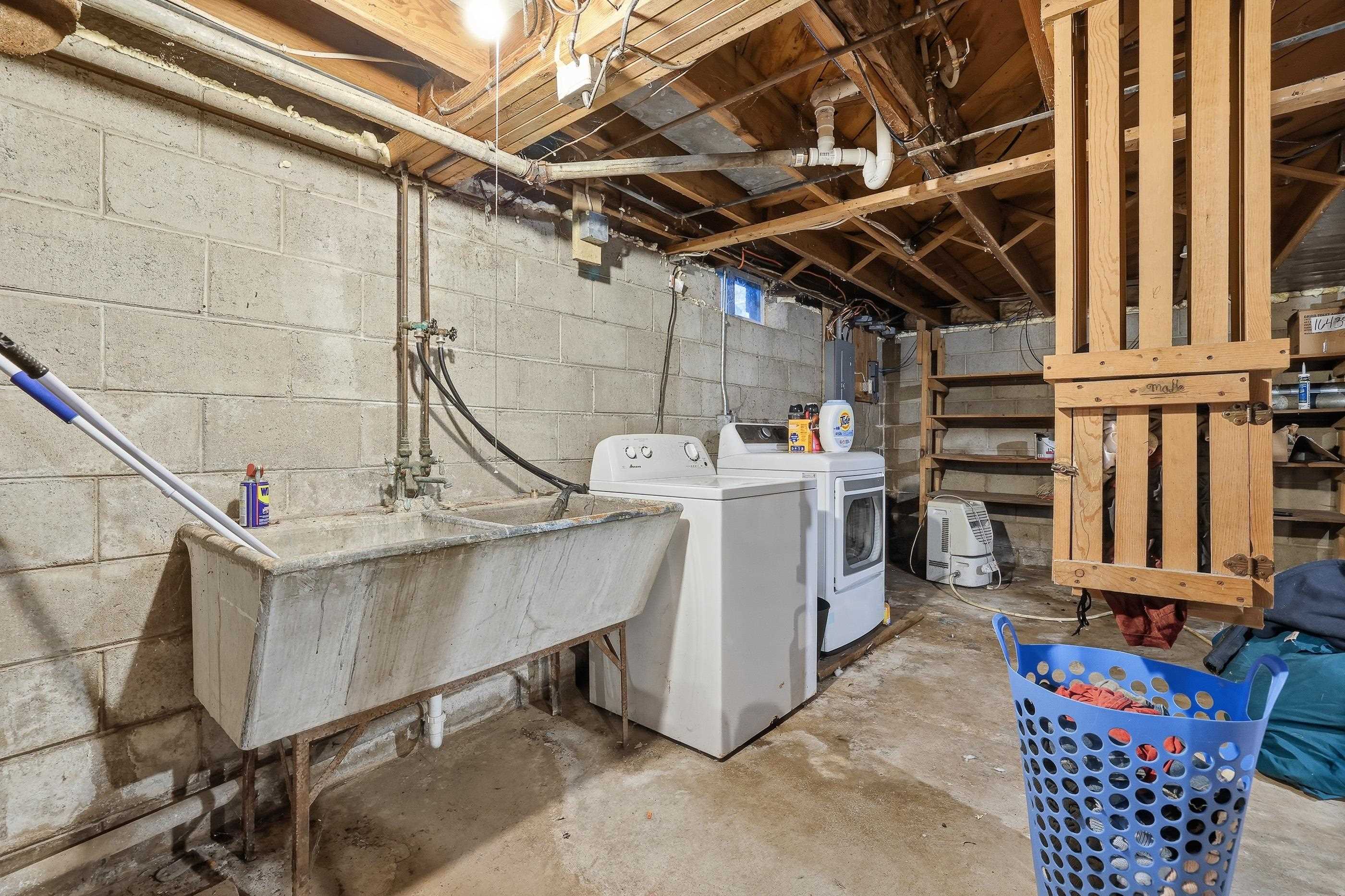 400 W MAIN STREET, Thorp, Wisconsin 54771, 3 Bedrooms Bedrooms, ,1 BathroomBathrooms,Residential,For Sale,400 W MAIN STREET,22601083
