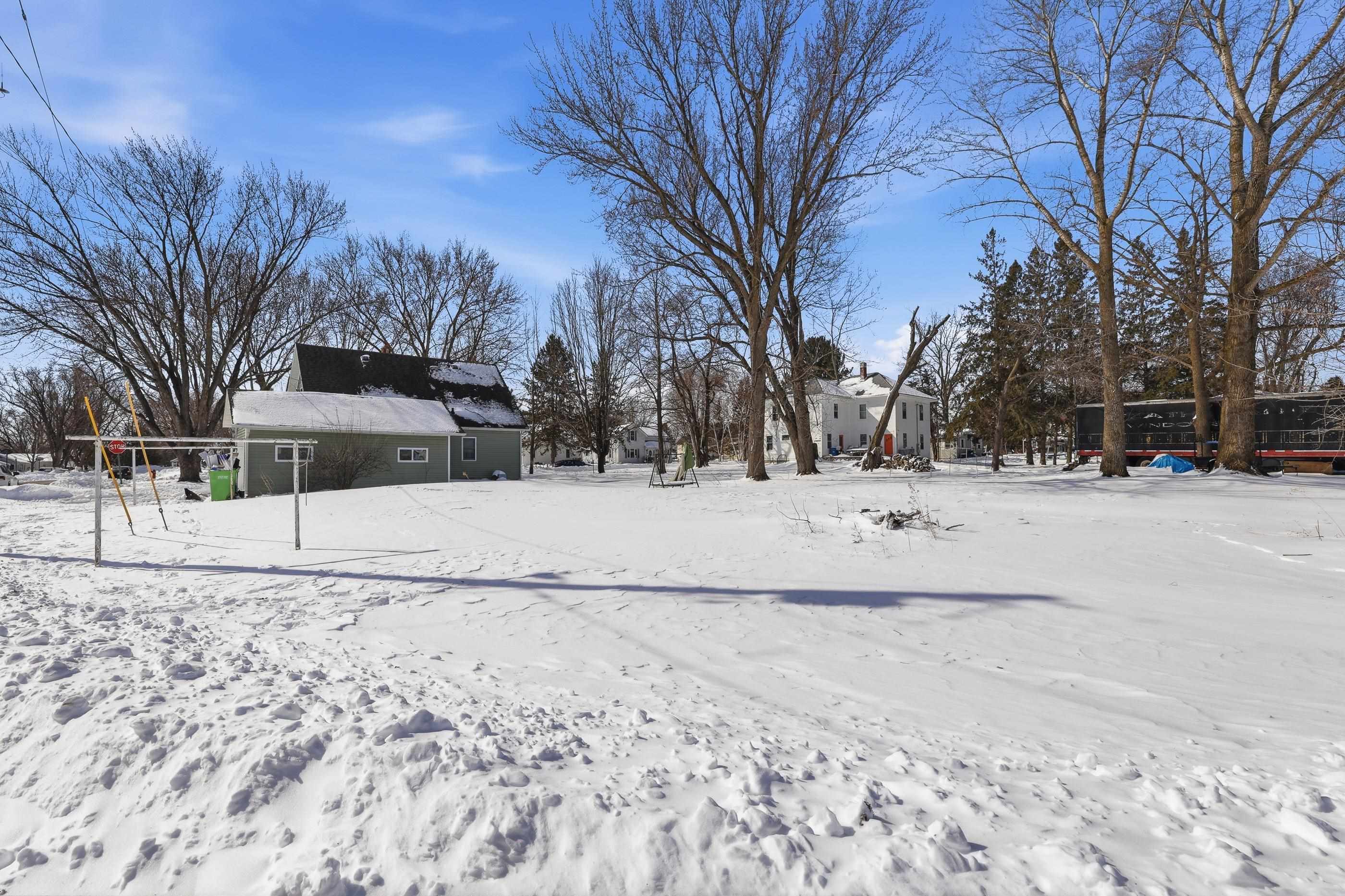 400 W MAIN STREET, Thorp, Wisconsin 54771, 3 Bedrooms Bedrooms, ,1 BathroomBathrooms,Residential,For Sale,400 W MAIN STREET,22601083