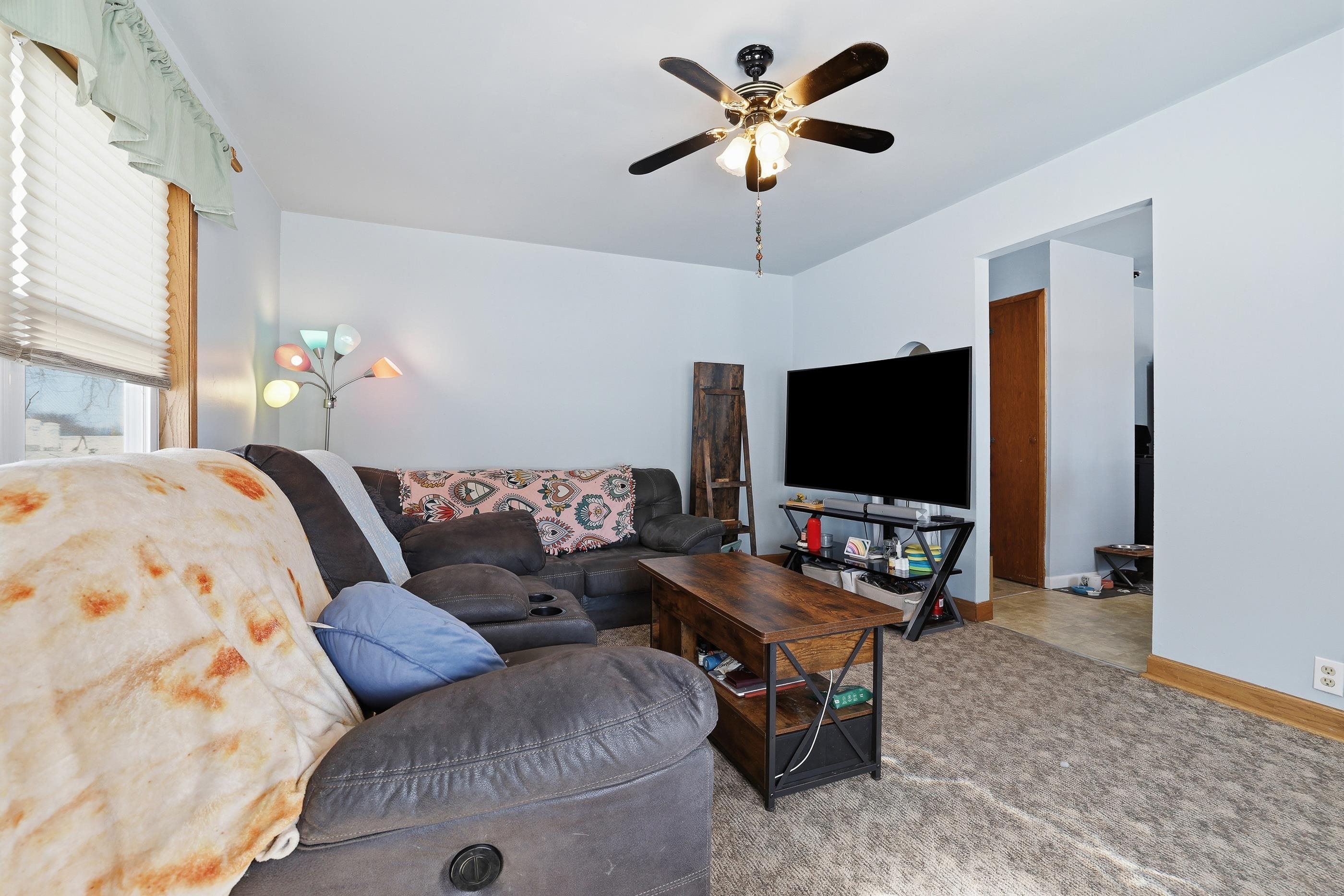 400 W MAIN STREET, Thorp, Wisconsin 54771, 3 Bedrooms Bedrooms, ,1 BathroomBathrooms,Residential,For Sale,400 W MAIN STREET,22601083