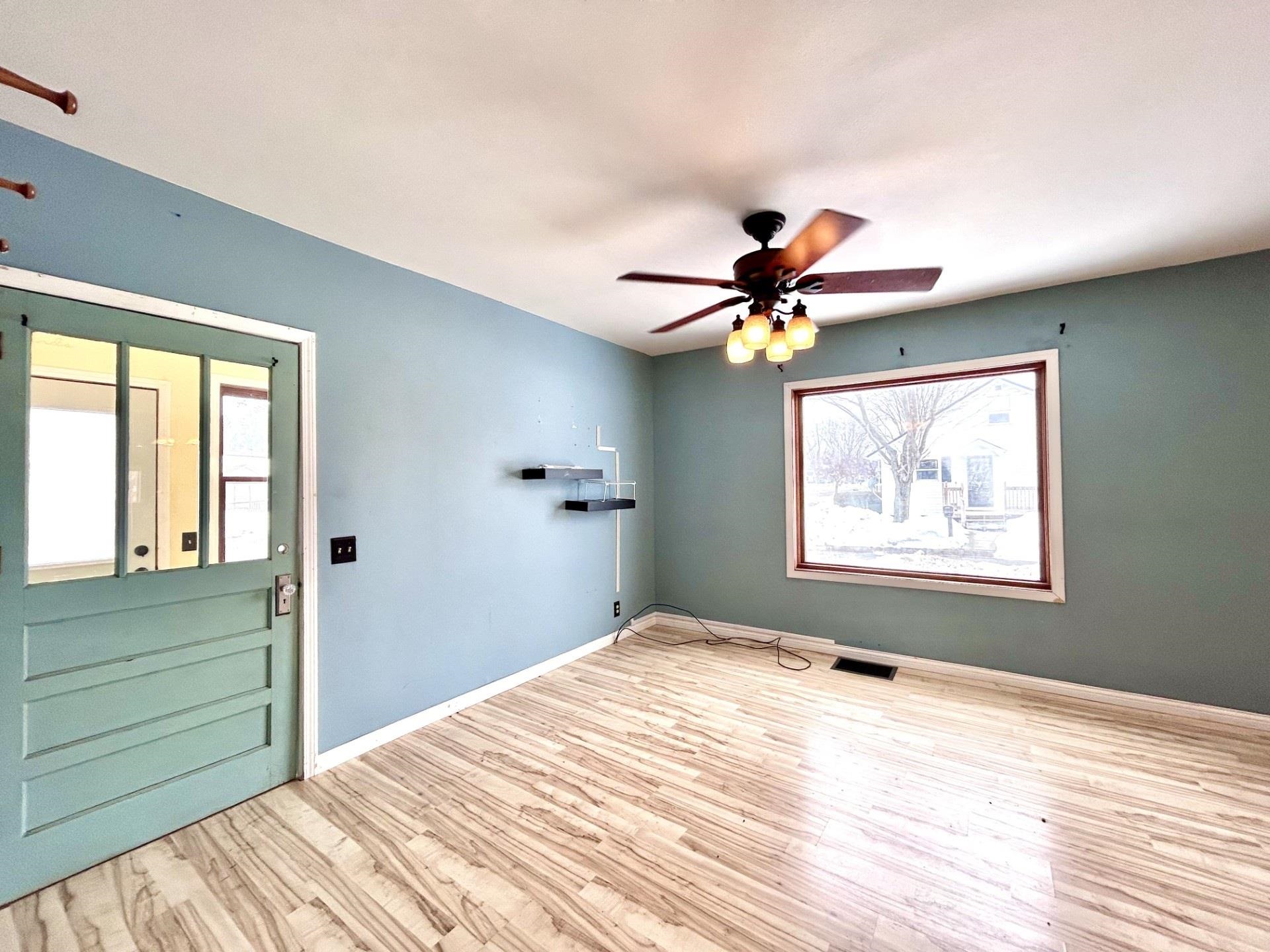 208 W CLARK STREET, Spencer, Wisconsin 54479, 2 Bedrooms Bedrooms, ,1 BathroomBathrooms,Residential,For Sale,208 W CLARK STREET,22601086