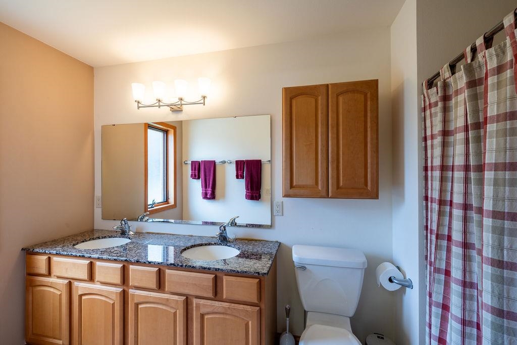 209 MORNINGSIDE DRIVE, DEERFIELD, Wisconsin 53531, 3 Bedrooms Bedrooms, 2 Rooms Rooms,3 BathroomsBathrooms,Residential,For Sale,209 MORNINGSIDE DRIVE,22601090