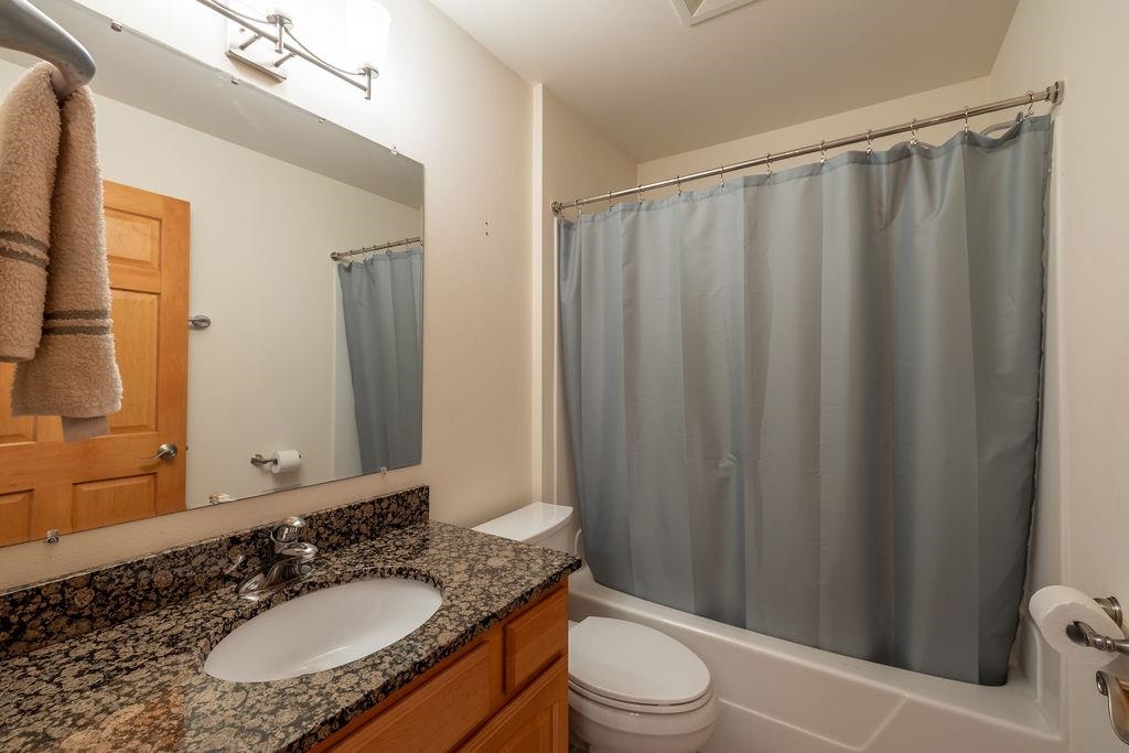 209 MORNINGSIDE DRIVE, DEERFIELD, Wisconsin 53531, 3 Bedrooms Bedrooms, 2 Rooms Rooms,3 BathroomsBathrooms,Residential,For Sale,209 MORNINGSIDE DRIVE,22601090