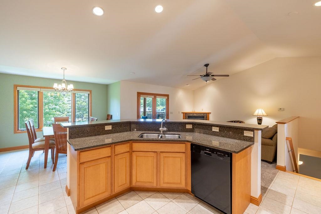 209 MORNINGSIDE DRIVE, DEERFIELD, Wisconsin 53531, 3 Bedrooms Bedrooms, 2 Rooms Rooms,3 BathroomsBathrooms,Residential,For Sale,209 MORNINGSIDE DRIVE,22601090