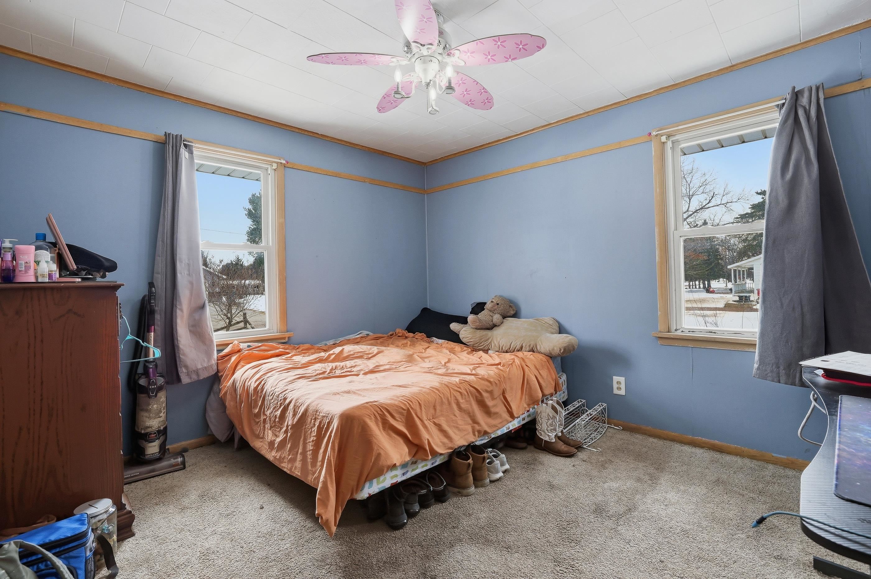 1915 SCHOOL STREET, Stevens Point, Wisconsin 54481, 3 Bedrooms Bedrooms, ,2 BathroomsBathrooms,Residential,For Sale,1915 SCHOOL STREET,22601097