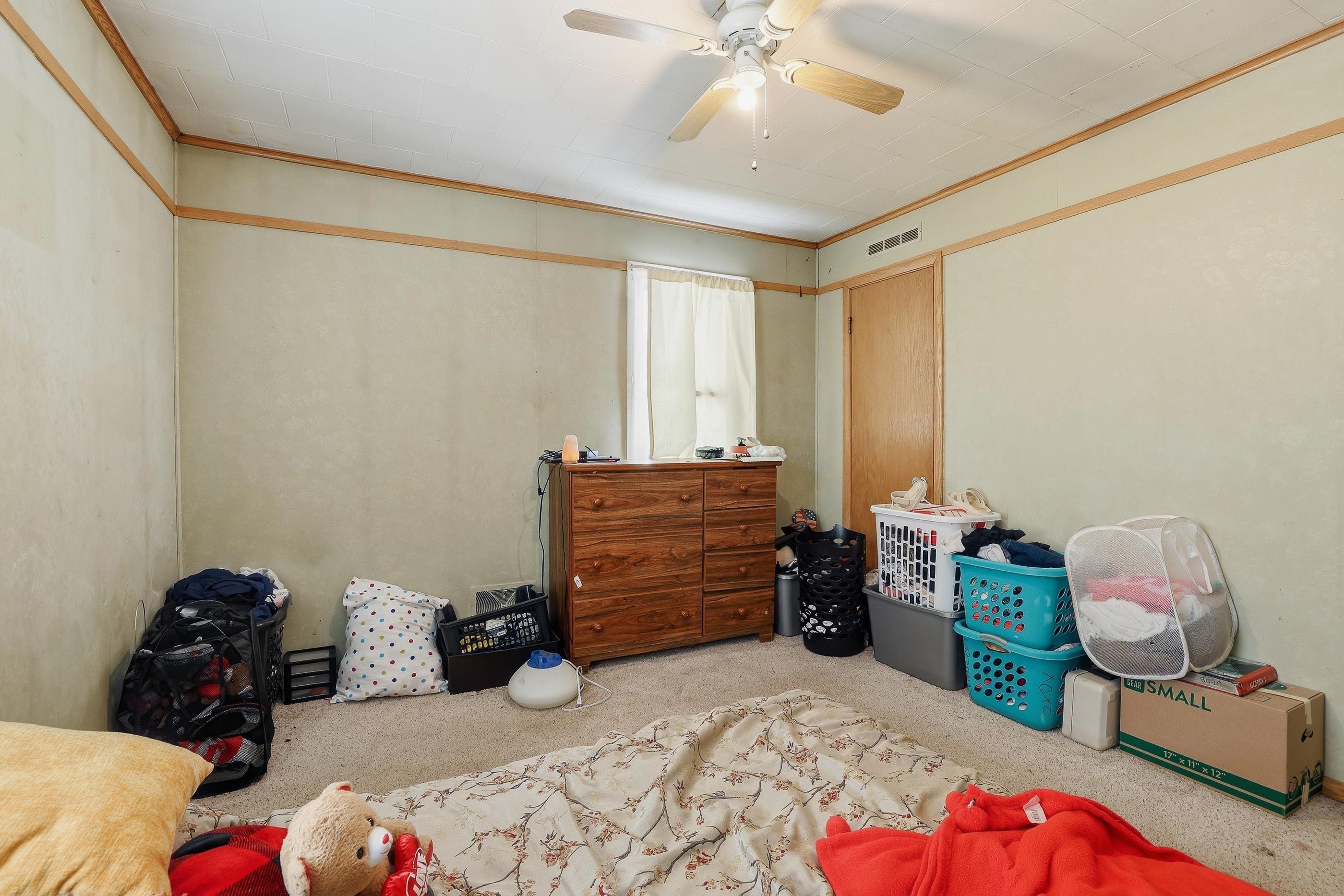 1915 SCHOOL STREET, Stevens Point, Wisconsin 54481, 3 Bedrooms Bedrooms, ,2 BathroomsBathrooms,Residential,For Sale,1915 SCHOOL STREET,22601097