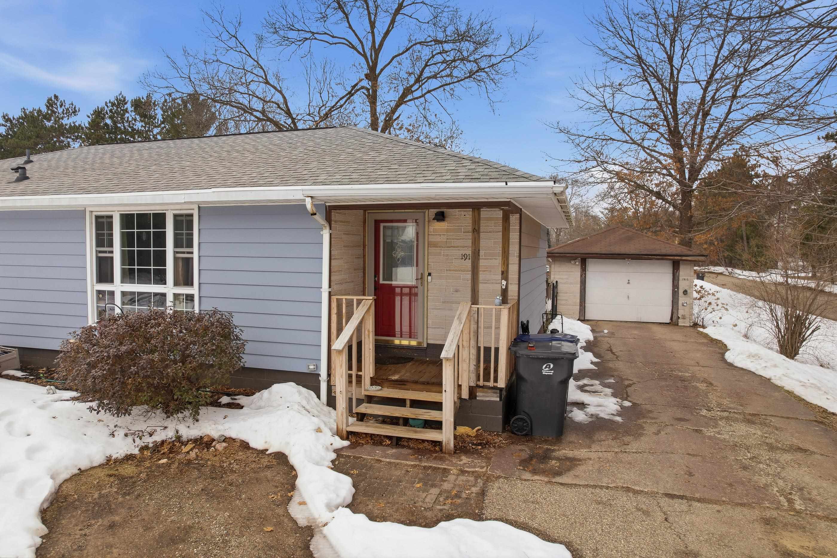 1915 SCHOOL STREET, Stevens Point, Wisconsin 54481, 3 Bedrooms Bedrooms, ,2 BathroomsBathrooms,Residential,For Sale,1915 SCHOOL STREET,22601097