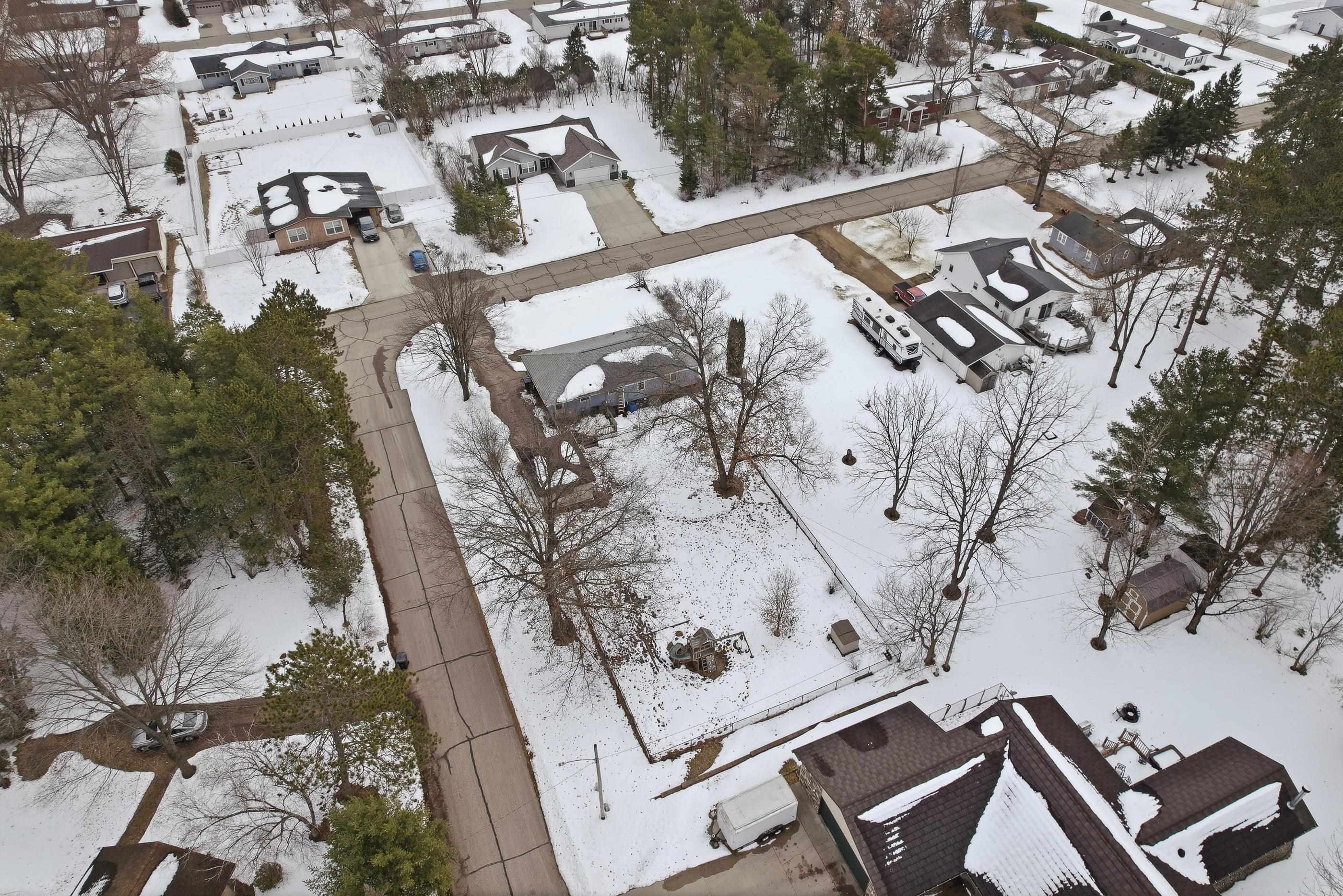 1915 SCHOOL STREET, Stevens Point, Wisconsin 54481, 3 Bedrooms Bedrooms, ,2 BathroomsBathrooms,Residential,For Sale,1915 SCHOOL STREET,22601097
