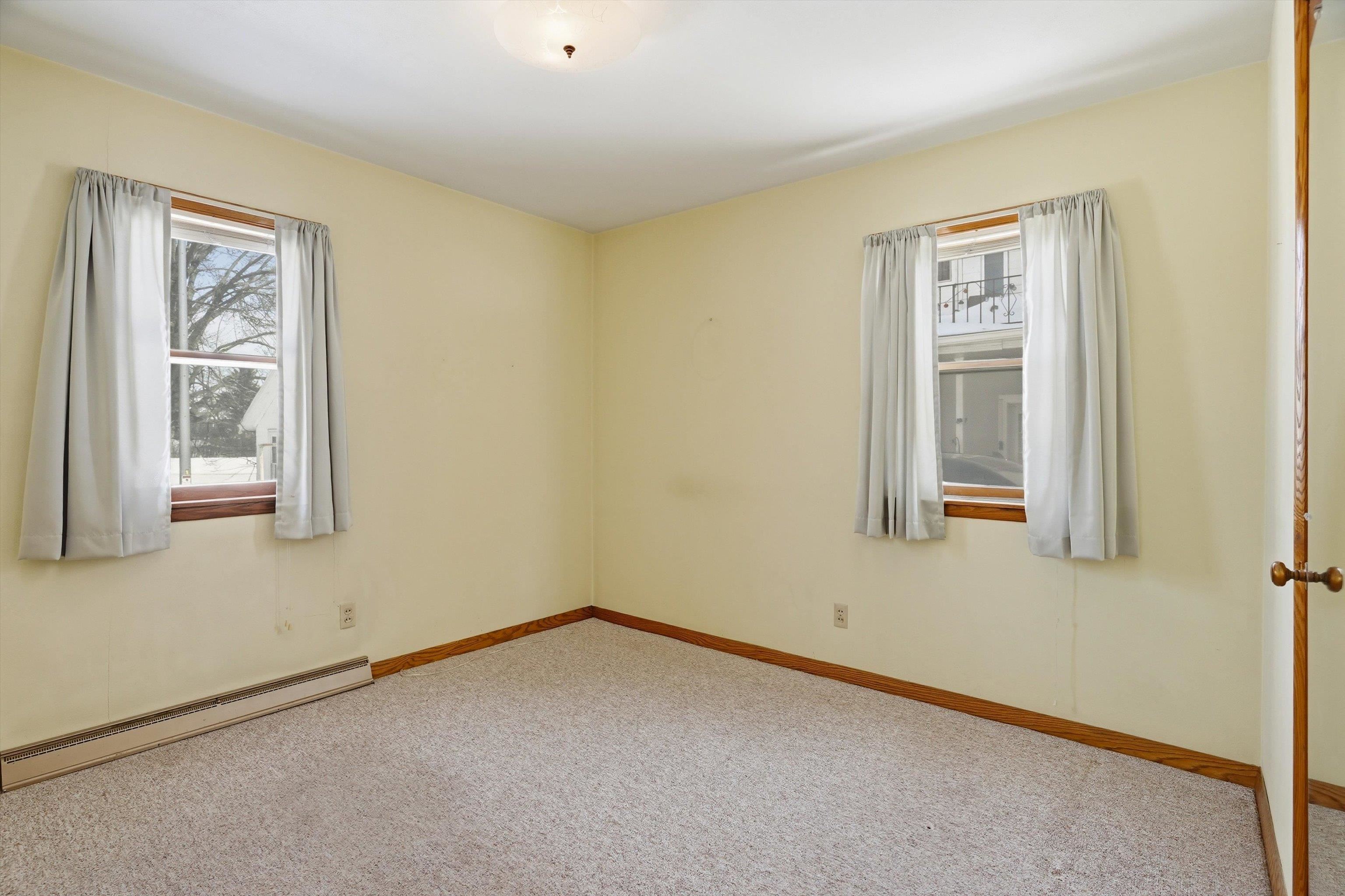 1113 E 4TH STREET, Marshfield, Wisconsin 54449, 3 Bedrooms Bedrooms, ,1 BathroomBathrooms,Residential,For Sale,1113 E 4TH STREET,22601101