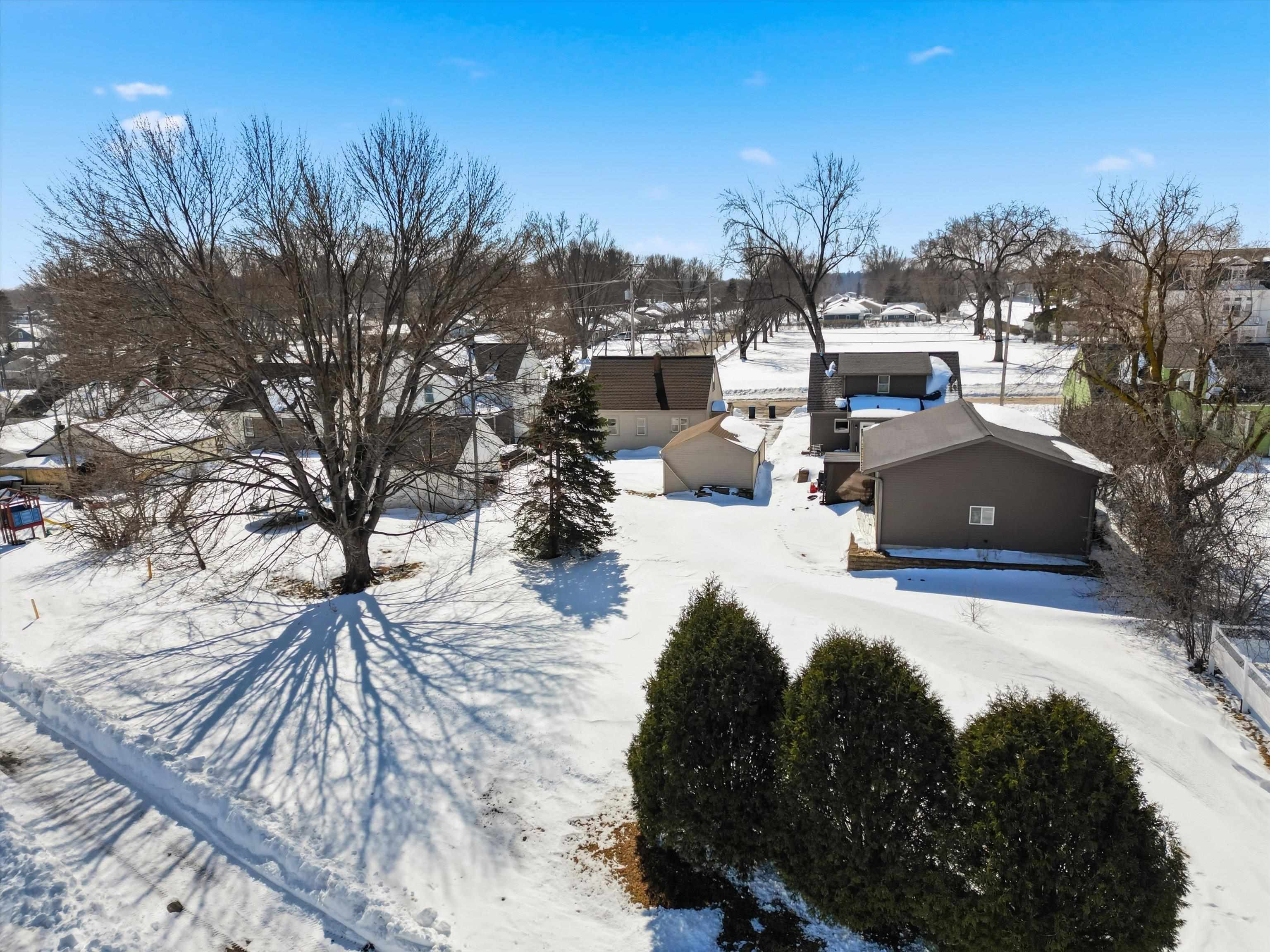 1113 E 4TH STREET, Marshfield, Wisconsin 54449, 3 Bedrooms Bedrooms, ,1 BathroomBathrooms,Residential,For Sale,1113 E 4TH STREET,22601101