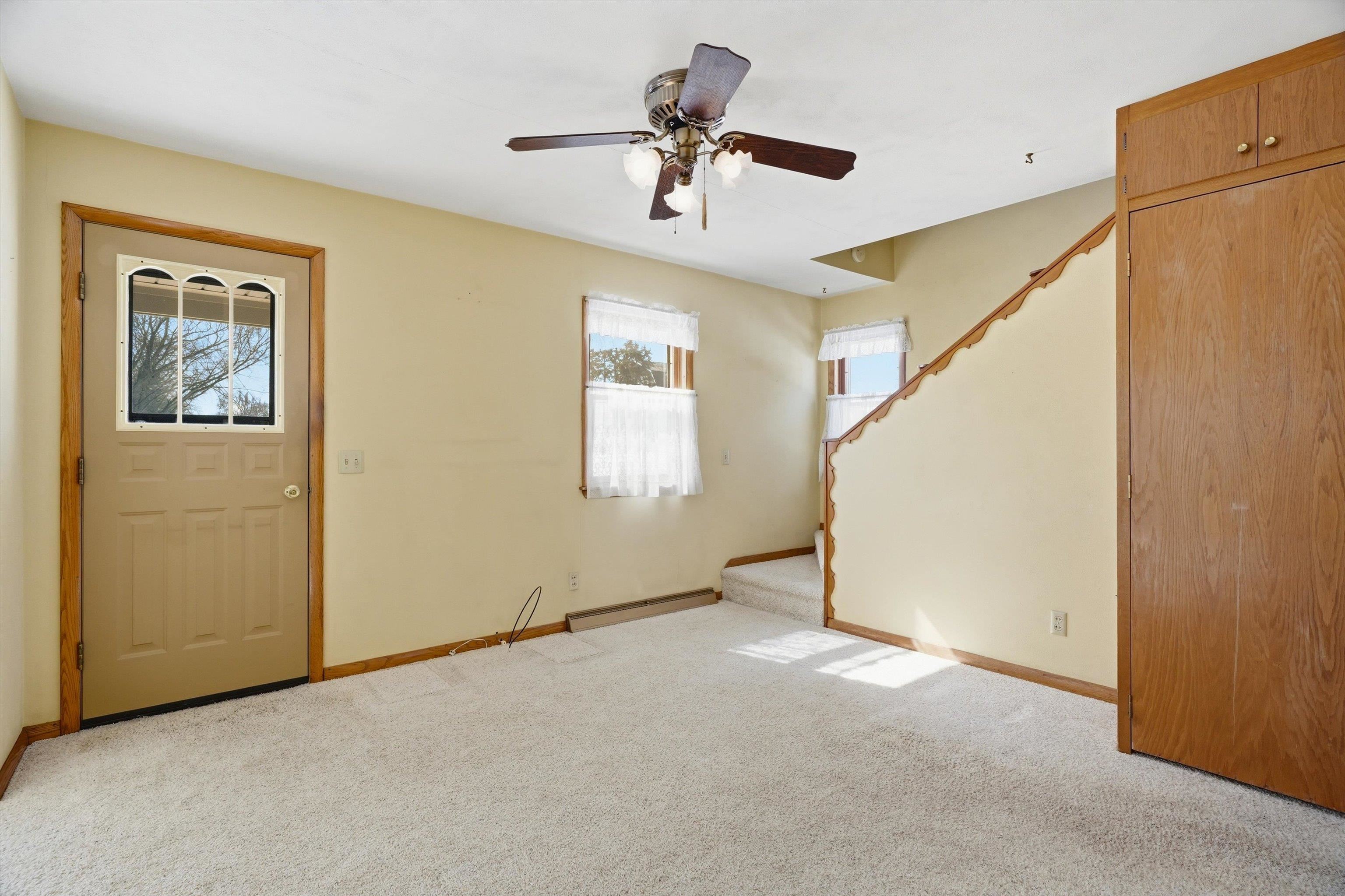 1113 E 4TH STREET, Marshfield, Wisconsin 54449, 3 Bedrooms Bedrooms, ,1 BathroomBathrooms,Residential,For Sale,1113 E 4TH STREET,22601101