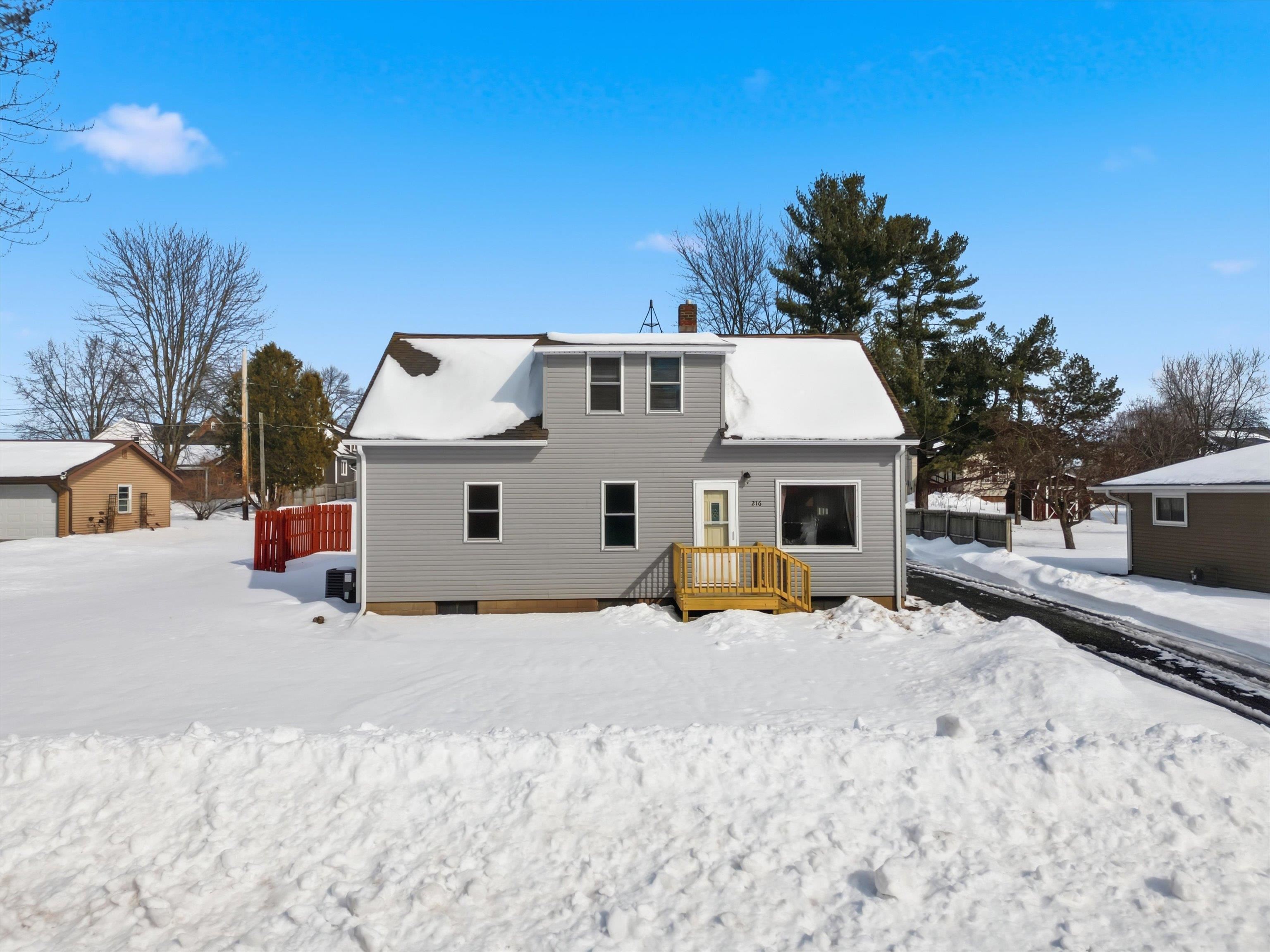 216 S 4TH STREET, Colby, Wisconsin 54421, 4 Bedrooms Bedrooms, ,2 BathroomsBathrooms,Residential,For Sale,216 S 4TH STREET,22601103