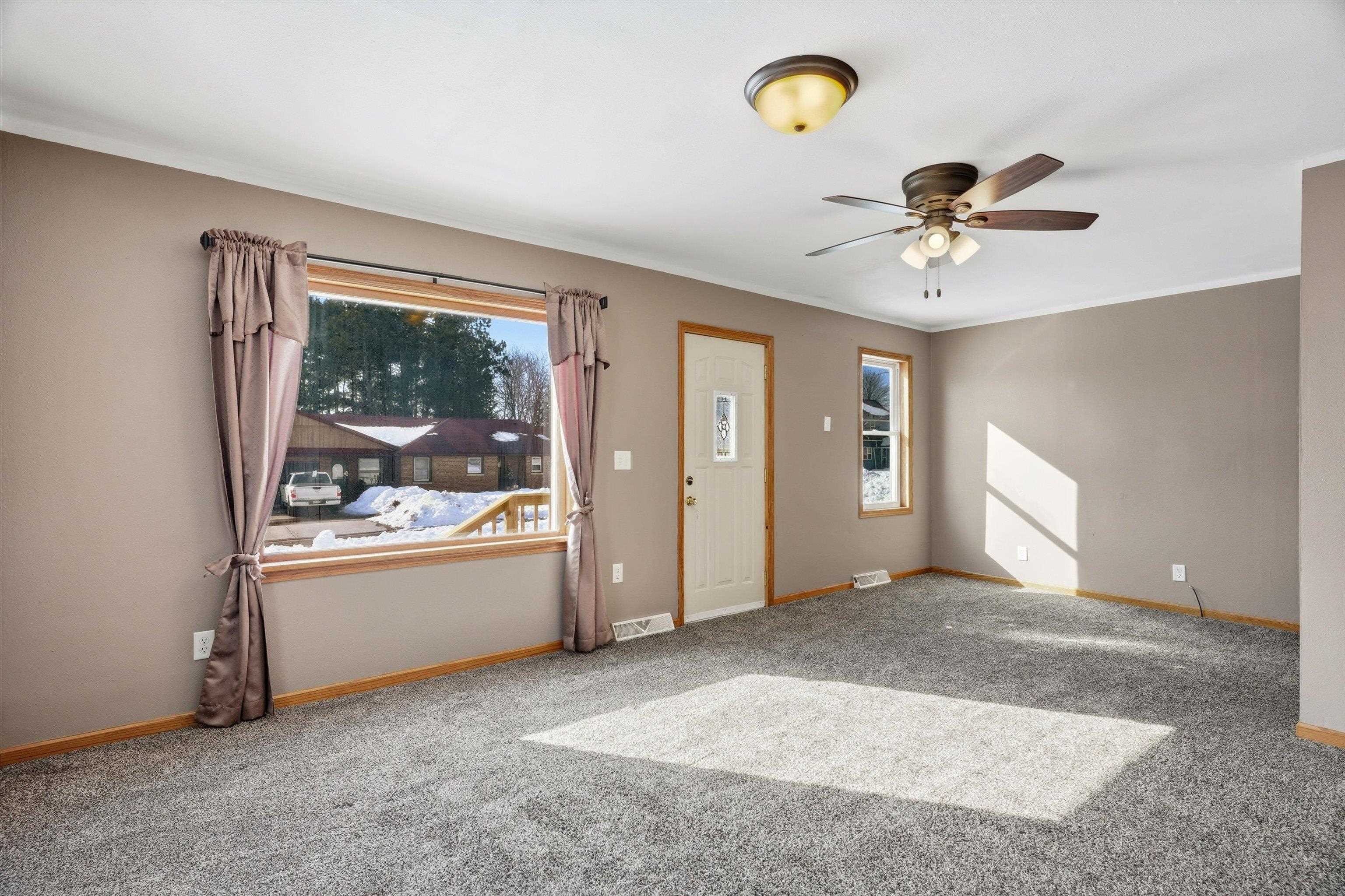 216 S 4TH STREET, Colby, Wisconsin 54421, 4 Bedrooms Bedrooms, ,2 BathroomsBathrooms,Residential,For Sale,216 S 4TH STREET,22601103