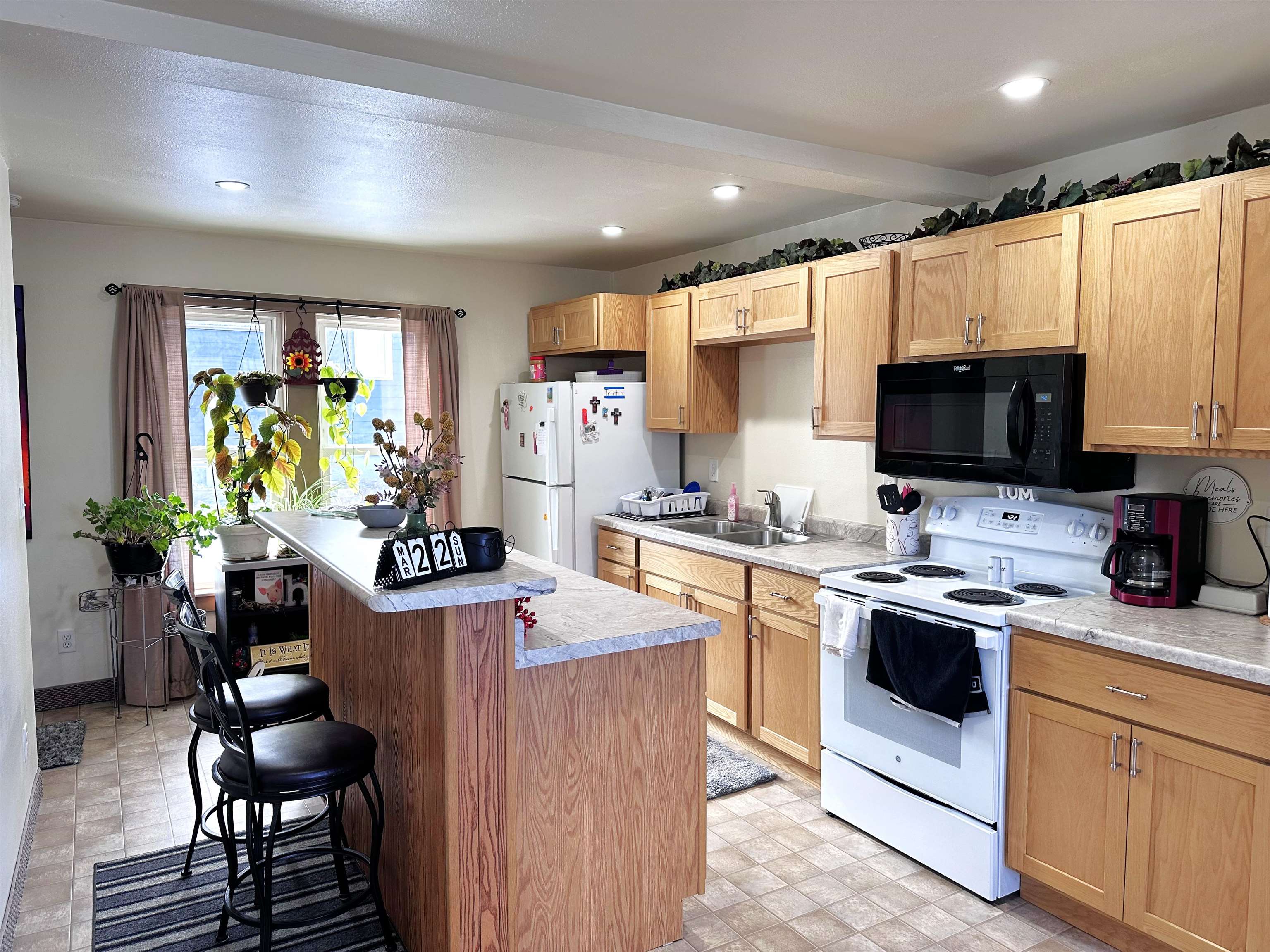 818 WESTERN STREET, Marshfield, Wisconsin 54449, 2 Bedrooms Bedrooms, ,1 BathroomBathrooms,Multi-family,For Sale,818 WESTERN STREET,22601105