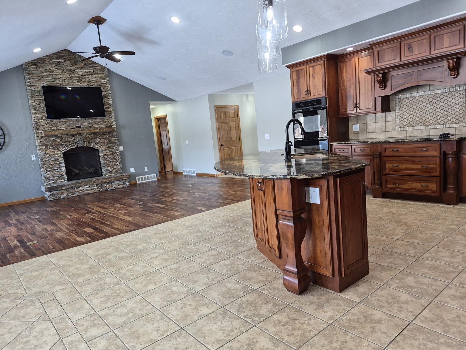 8268 HEGGELUND LANE, Marshfield, Wisconsin 54449, 3 Bedrooms Bedrooms, ,2 BathroomsBathrooms,Residential,For Sale,8268 HEGGELUND LANE,22601107