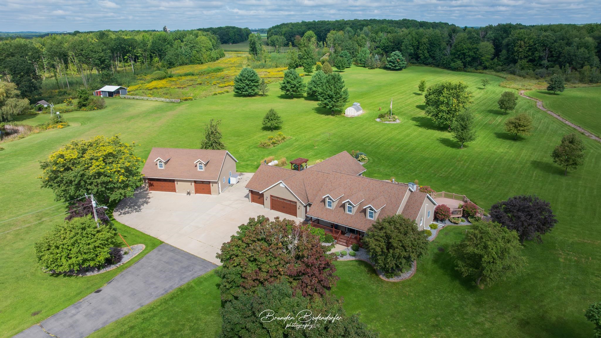 8268 HEGGELUND LANE, Marshfield, Wisconsin 54449, 3 Bedrooms Bedrooms, ,2 BathroomsBathrooms,Residential,For Sale,8268 HEGGELUND LANE,22601107