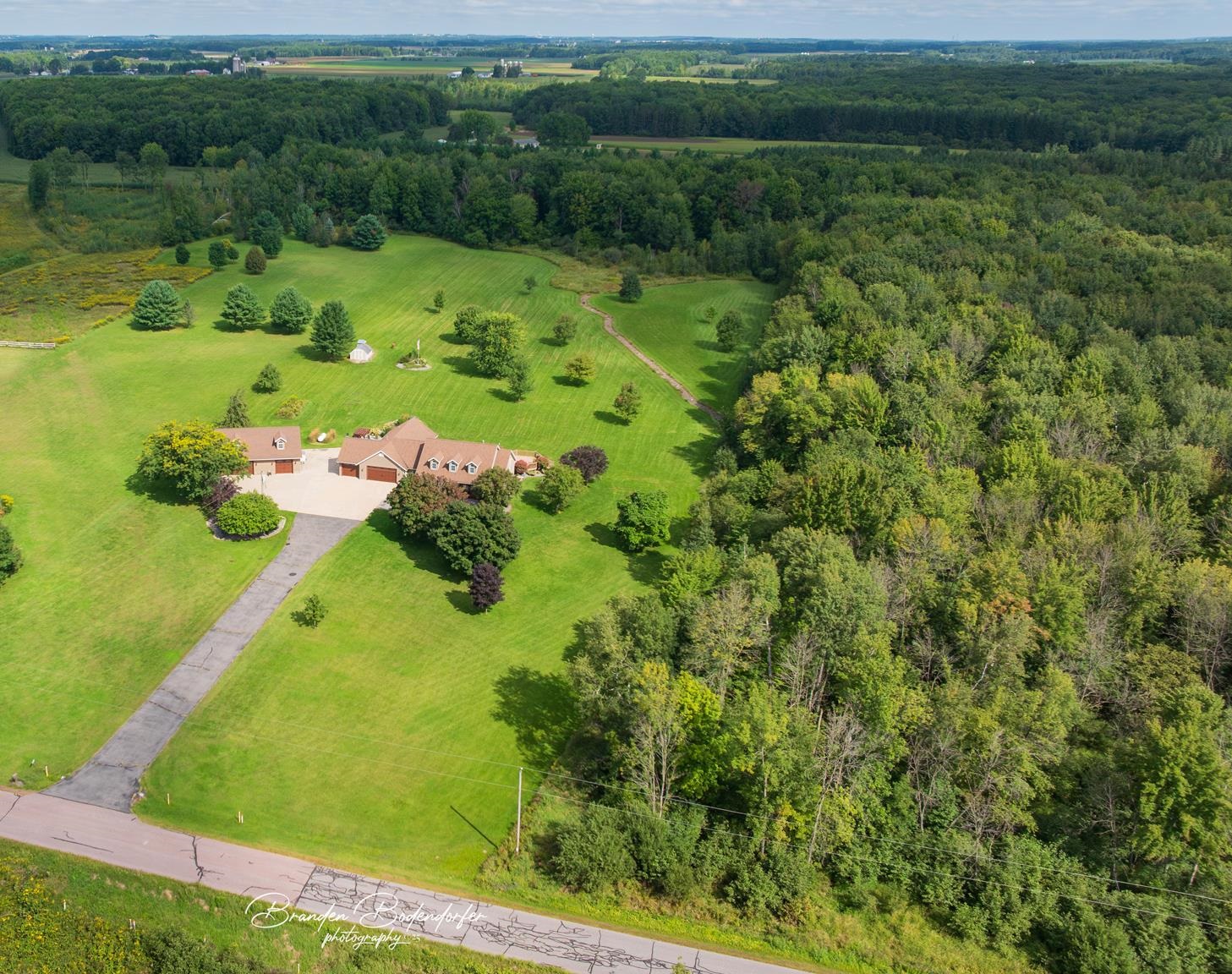 8268 HEGGELUND LANE, Marshfield, Wisconsin 54449, 3 Bedrooms Bedrooms, ,2 BathroomsBathrooms,Residential,For Sale,8268 HEGGELUND LANE,22601107