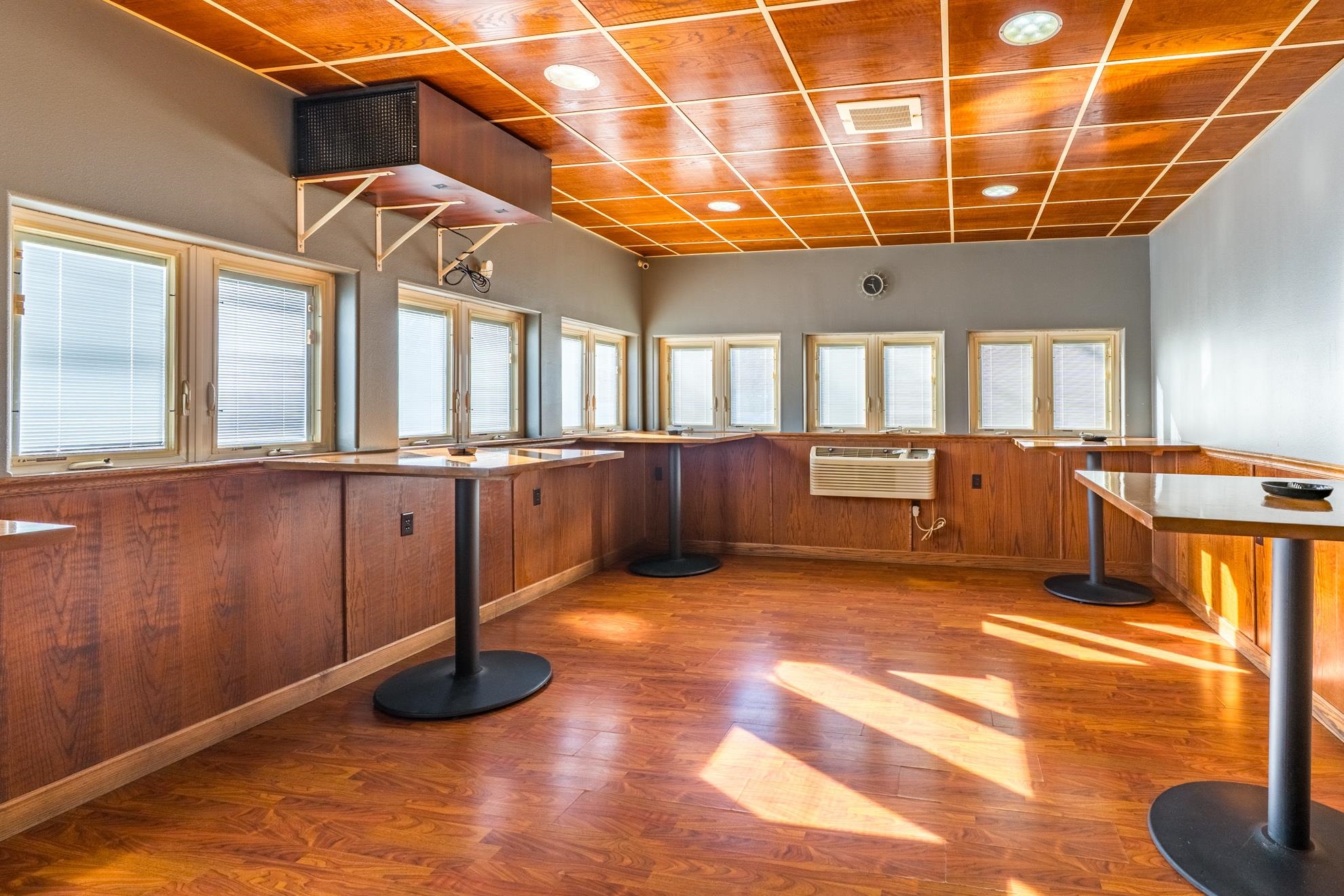 861 GRAND AVENUE, Schofield, Wisconsin 54476, ,Commercial/industrial,For Sale,861 GRAND AVENUE,22601108