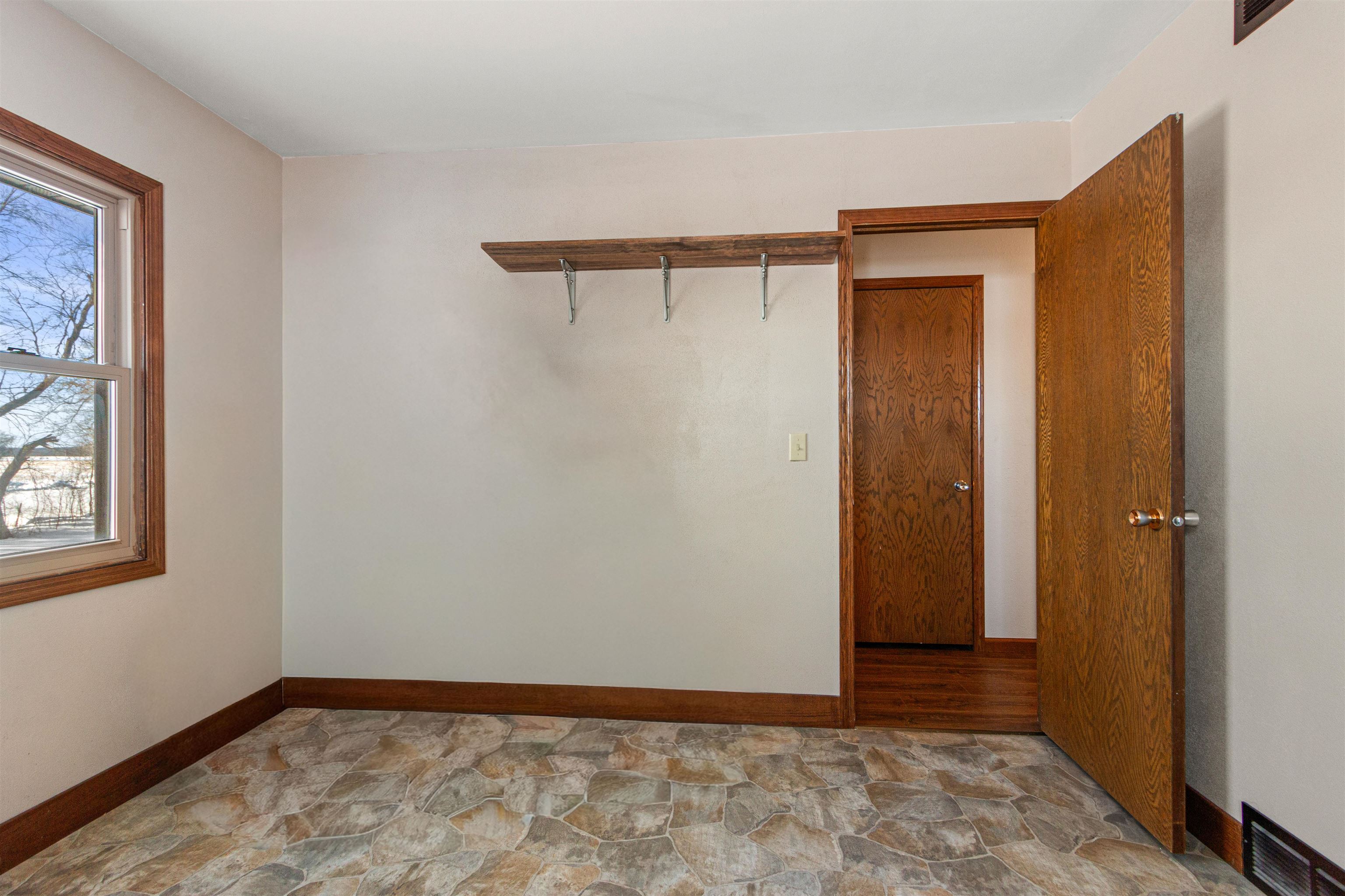 5390 COUNTY ROAD Q, Amherst, Wisconsin 54406, 3 Bedrooms Bedrooms, ,1 BathroomBathrooms,Residential,For Sale,5390 COUNTY ROAD Q,22601112