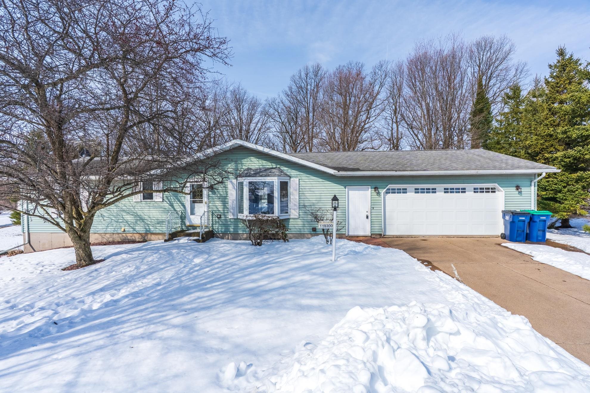 119300 HAWK COURT, Stratford, Wisconsin 54484, 2 Bedrooms Bedrooms, ,3 BathroomsBathrooms,Residential,For Sale,119300 HAWK COURT,22601117