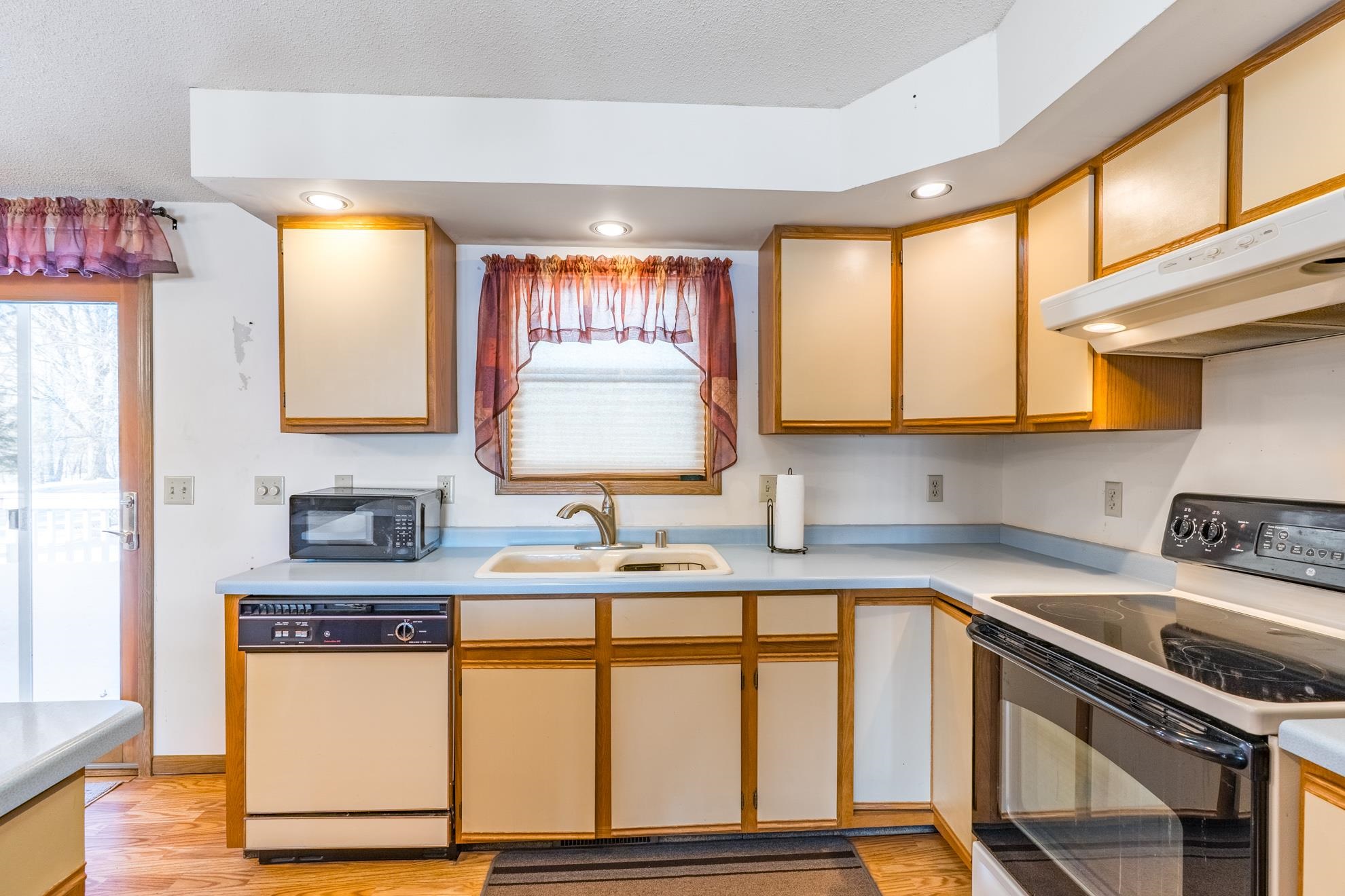 119300 HAWK COURT, Stratford, Wisconsin 54484, 2 Bedrooms Bedrooms, ,3 BathroomsBathrooms,Residential,For Sale,119300 HAWK COURT,22601117