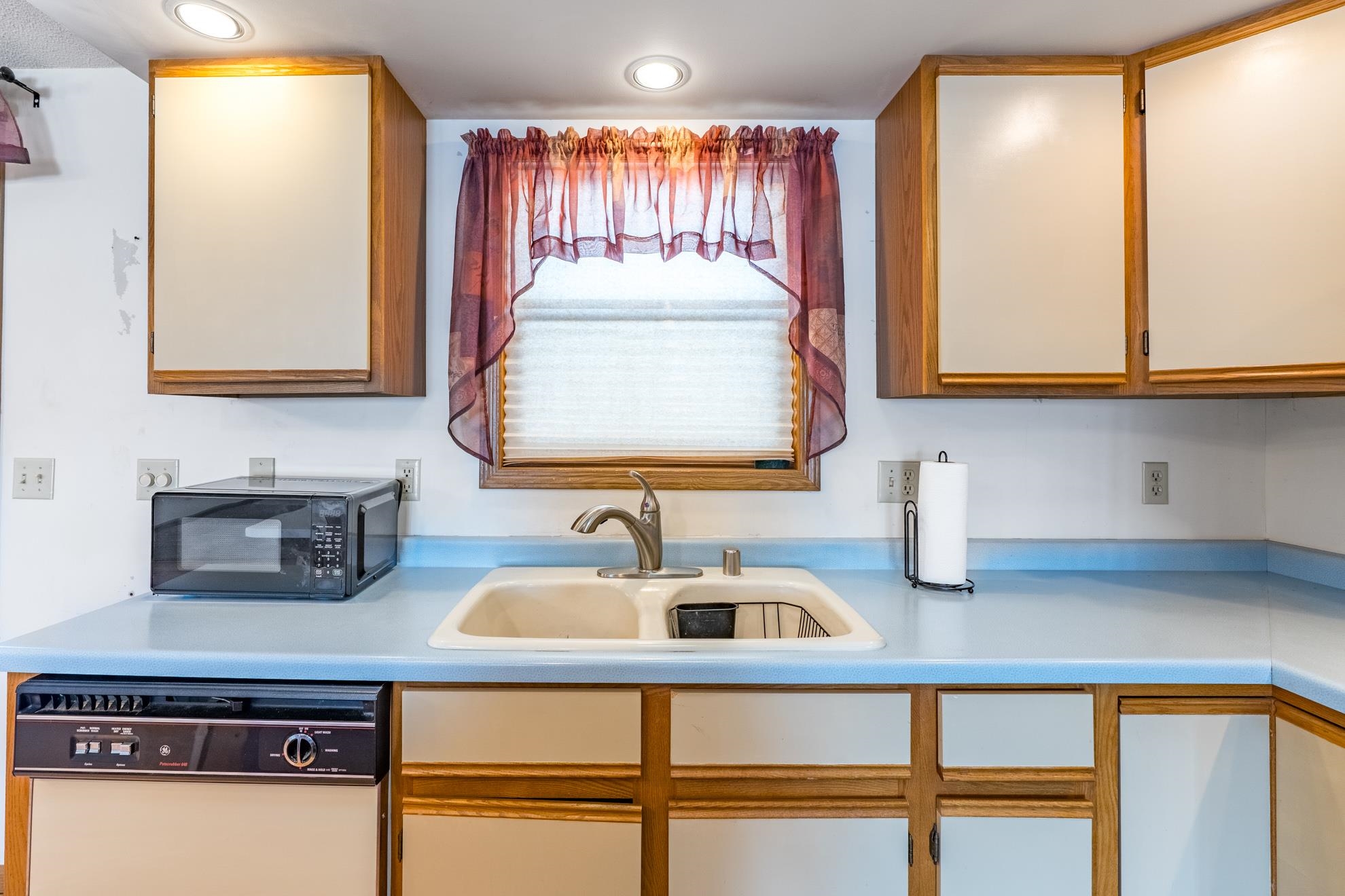 119300 HAWK COURT, Stratford, Wisconsin 54484, 2 Bedrooms Bedrooms, ,3 BathroomsBathrooms,Residential,For Sale,119300 HAWK COURT,22601117