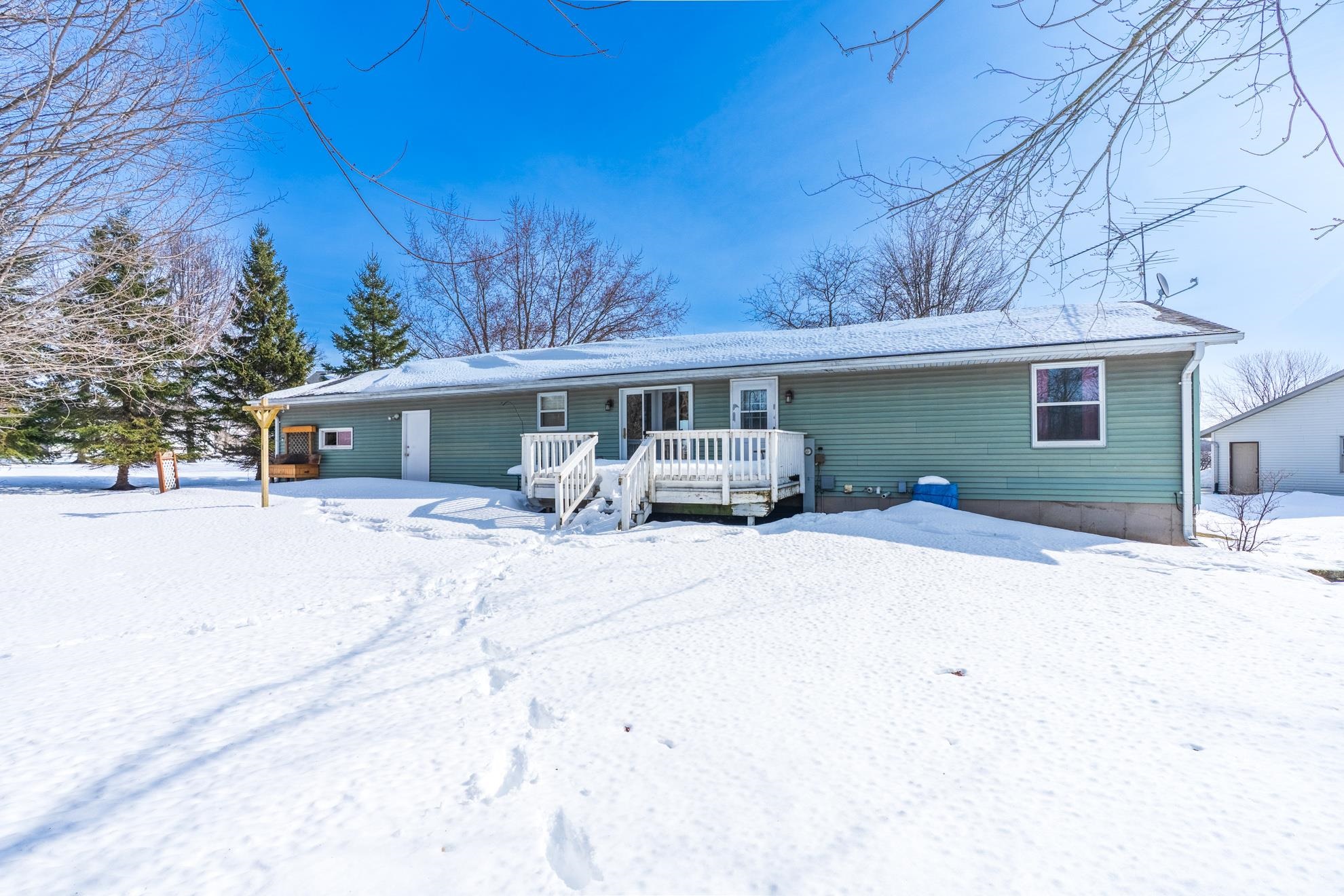 119300 HAWK COURT, Stratford, Wisconsin 54484, 2 Bedrooms Bedrooms, ,3 BathroomsBathrooms,Residential,For Sale,119300 HAWK COURT,22601117