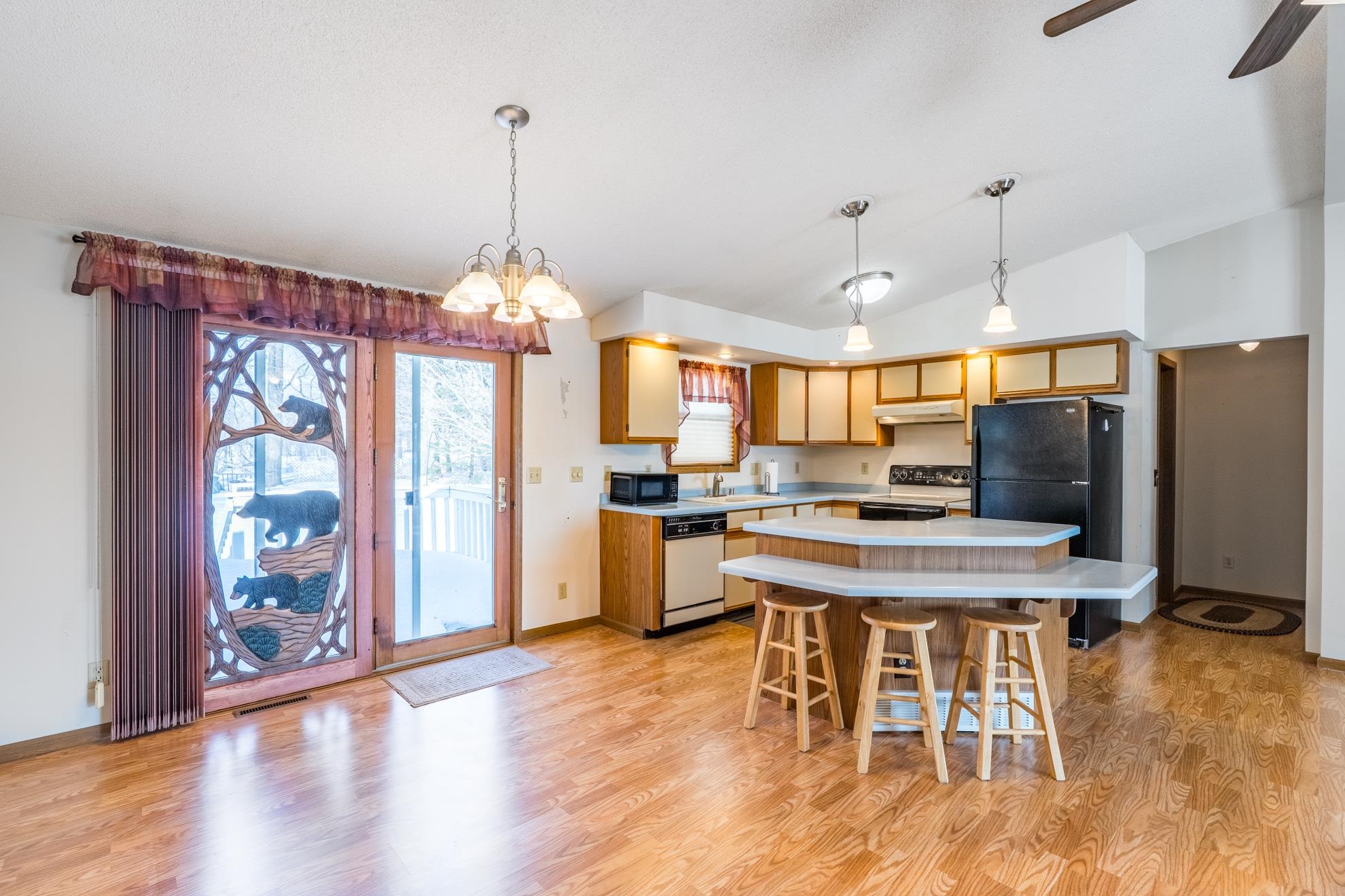 119300 HAWK COURT, Stratford, Wisconsin 54484, 2 Bedrooms Bedrooms, ,3 BathroomsBathrooms,Residential,For Sale,119300 HAWK COURT,22601117