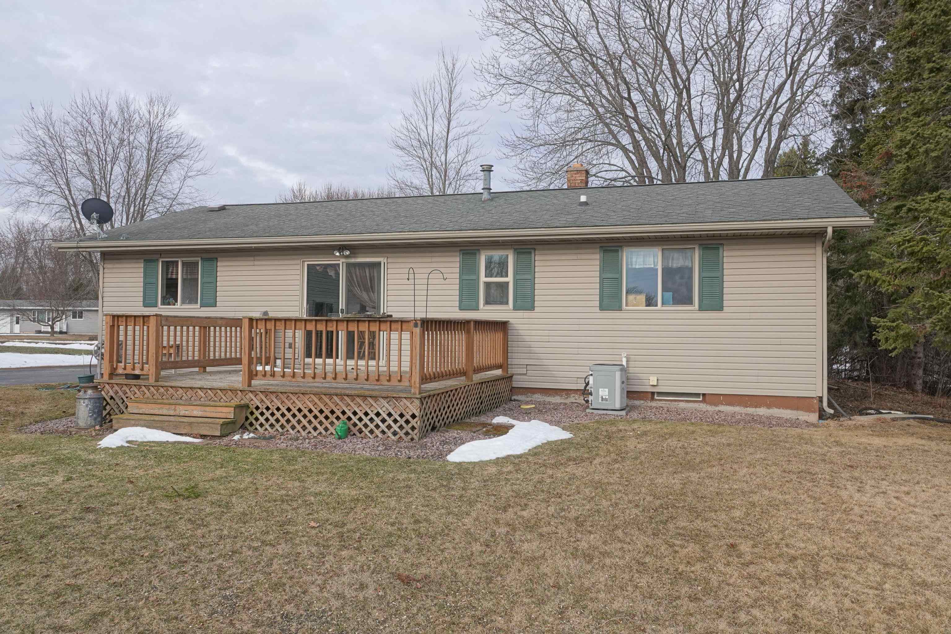 338 N FRANKLIN STREET, Stetsonville, Wisconsin 54480, 3 Bedrooms Bedrooms, ,2 BathroomsBathrooms,Residential,For Sale,338 N FRANKLIN STREET,22601118