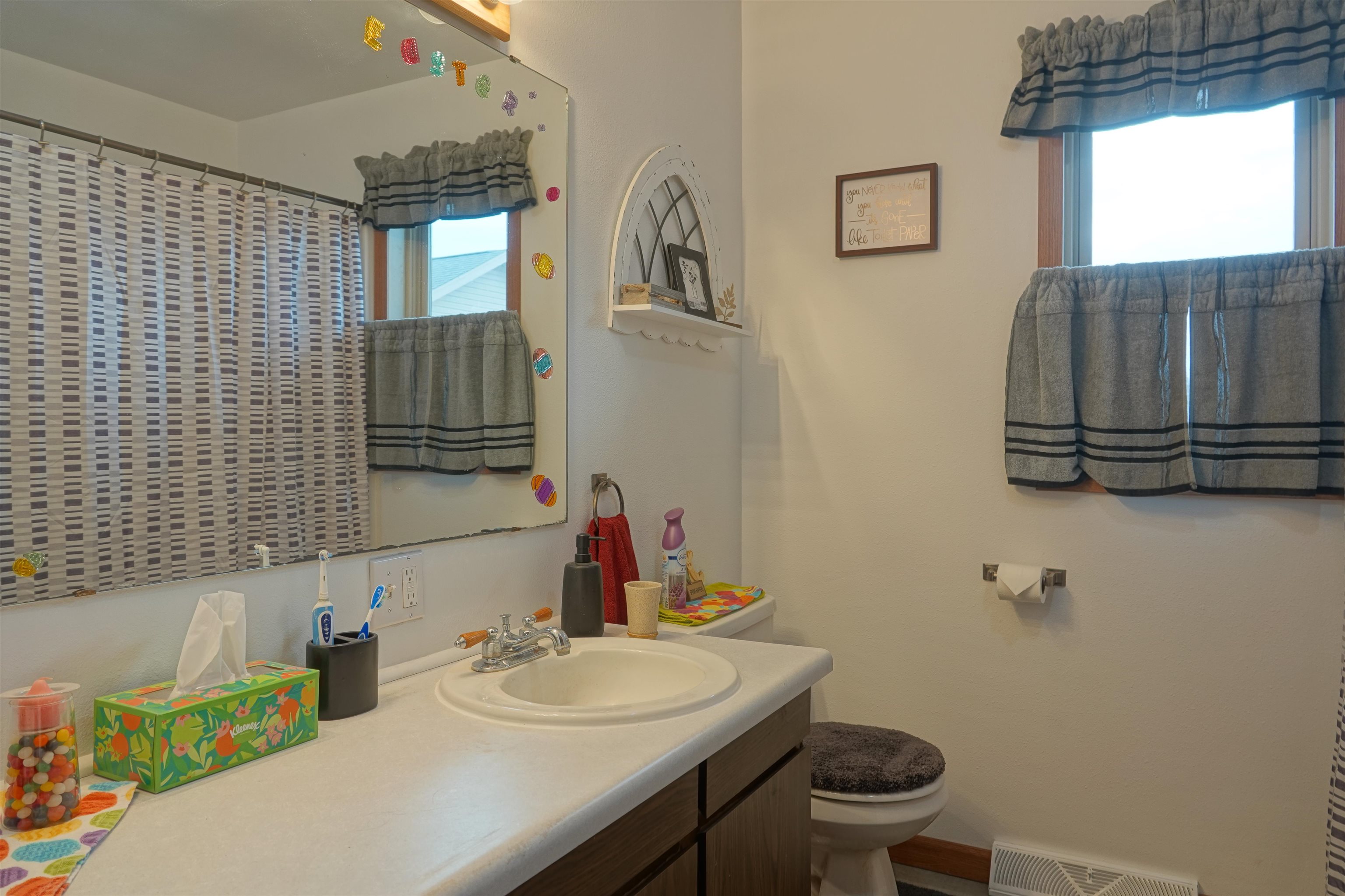 338 N FRANKLIN STREET, Stetsonville, Wisconsin 54480, 3 Bedrooms Bedrooms, ,2 BathroomsBathrooms,Residential,For Sale,338 N FRANKLIN STREET,22601118