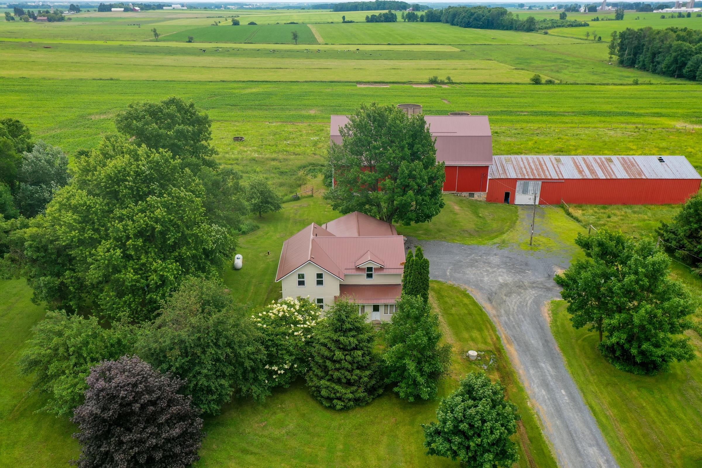 233047 STATE HIGHWAY 13, Abbotsford, Wisconsin 54405, 5 Bedrooms Bedrooms, ,1 BathroomBathrooms,Residential,For Sale,233047 STATE HIGHWAY 13,22601120