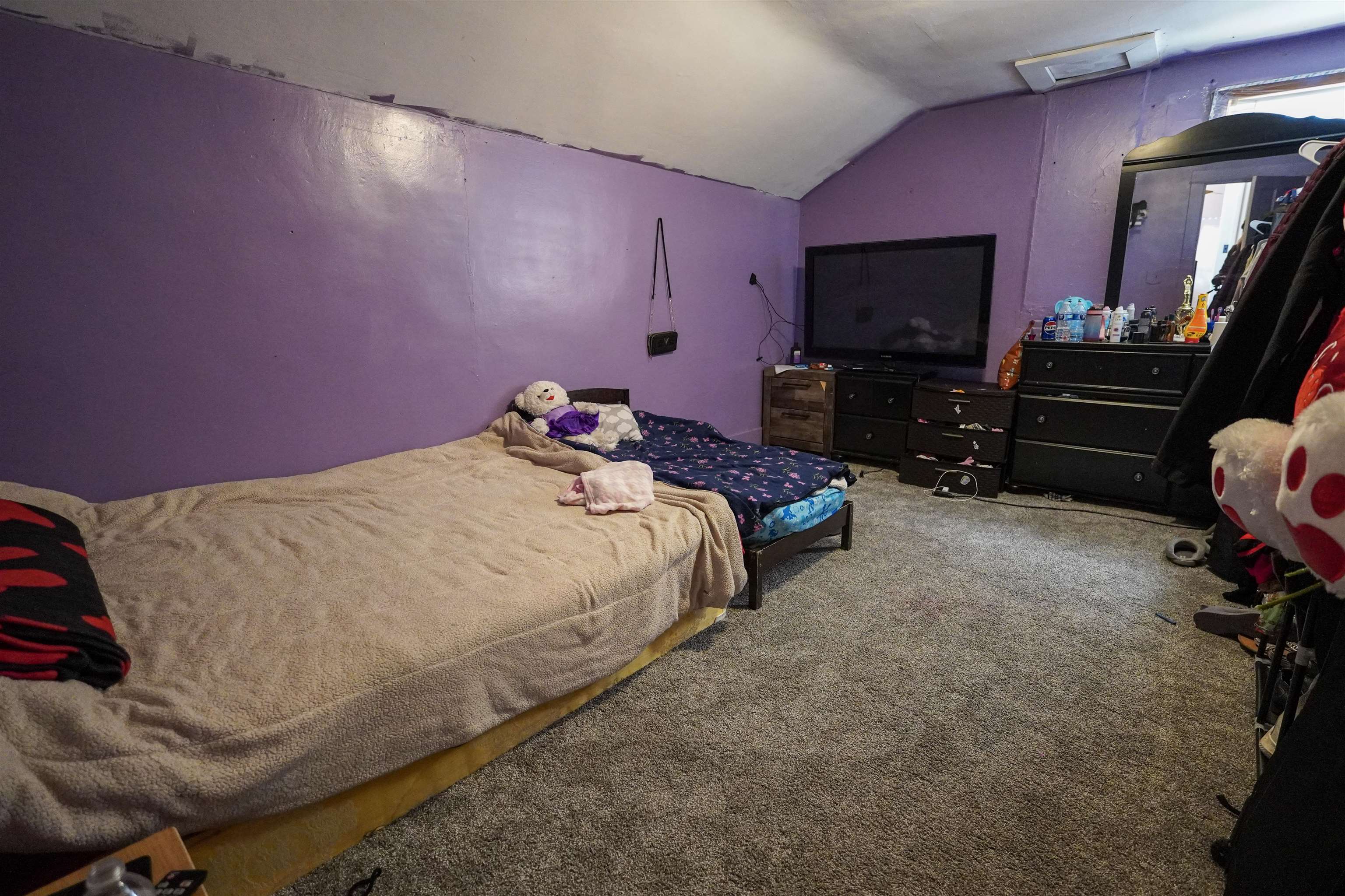 233047 STATE HIGHWAY 13, Abbotsford, Wisconsin 54405, 5 Bedrooms Bedrooms, ,1 BathroomBathrooms,Residential,For Sale,233047 STATE HIGHWAY 13,22601120