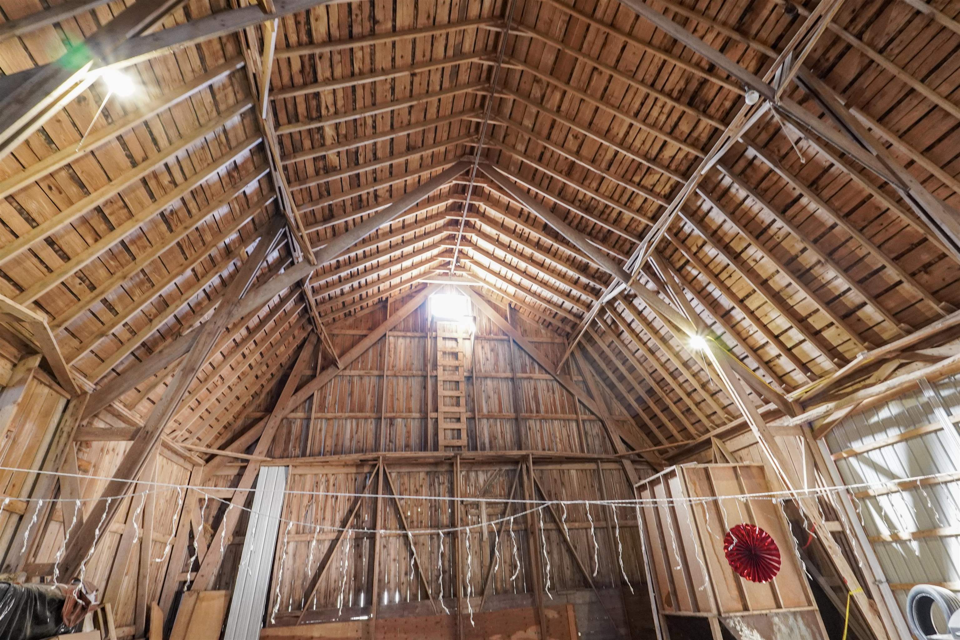 233047 STATE HIGHWAY 13, Abbotsford, Wisconsin 54405, 5 Bedrooms Bedrooms, ,1 BathroomBathrooms,Residential,For Sale,233047 STATE HIGHWAY 13,22601120